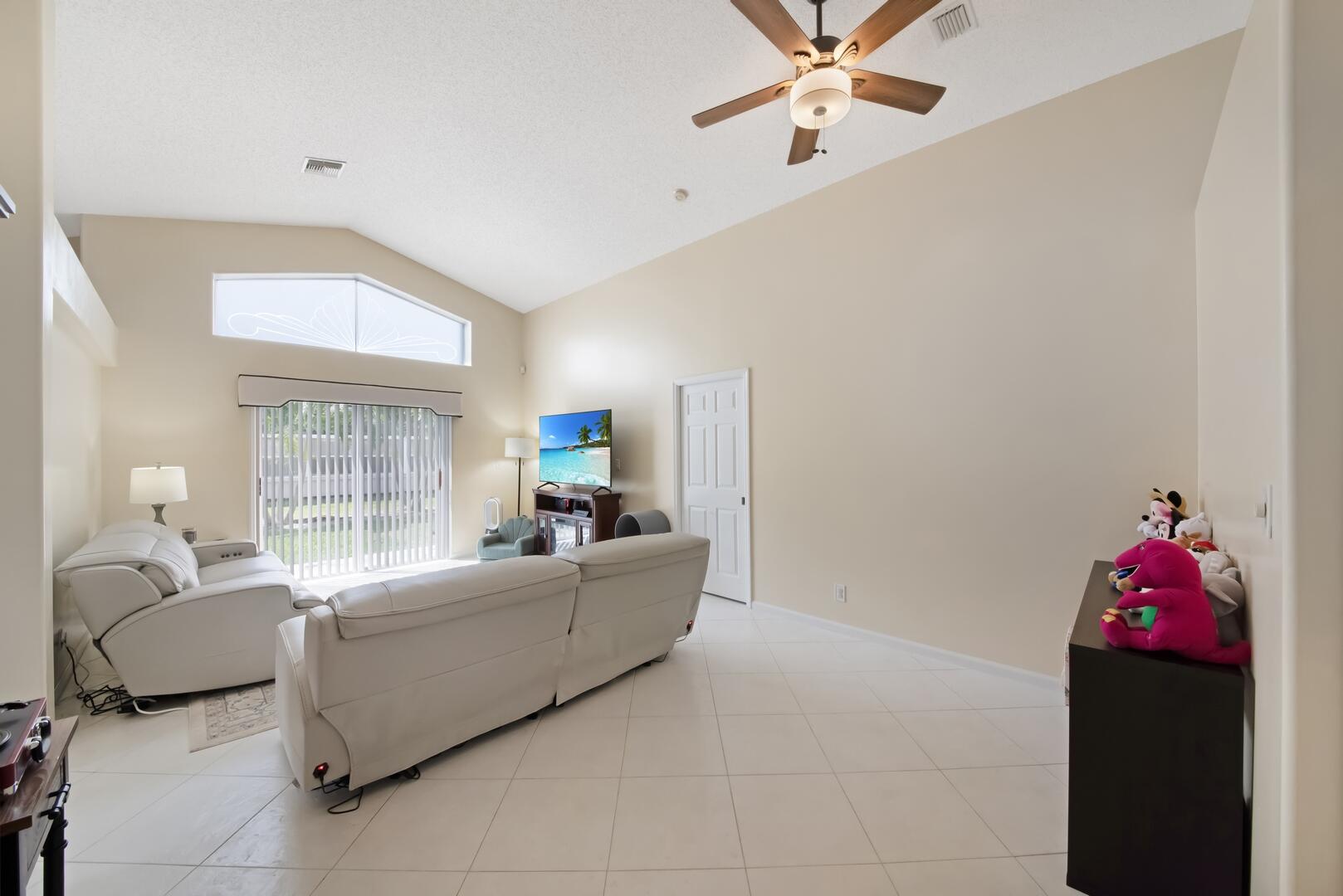 7710 N Great Glen Circle, Delray Beach