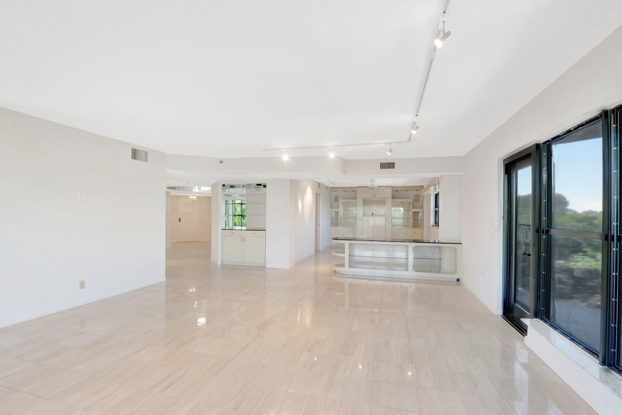 4605 S Ocean Boulevard 4c