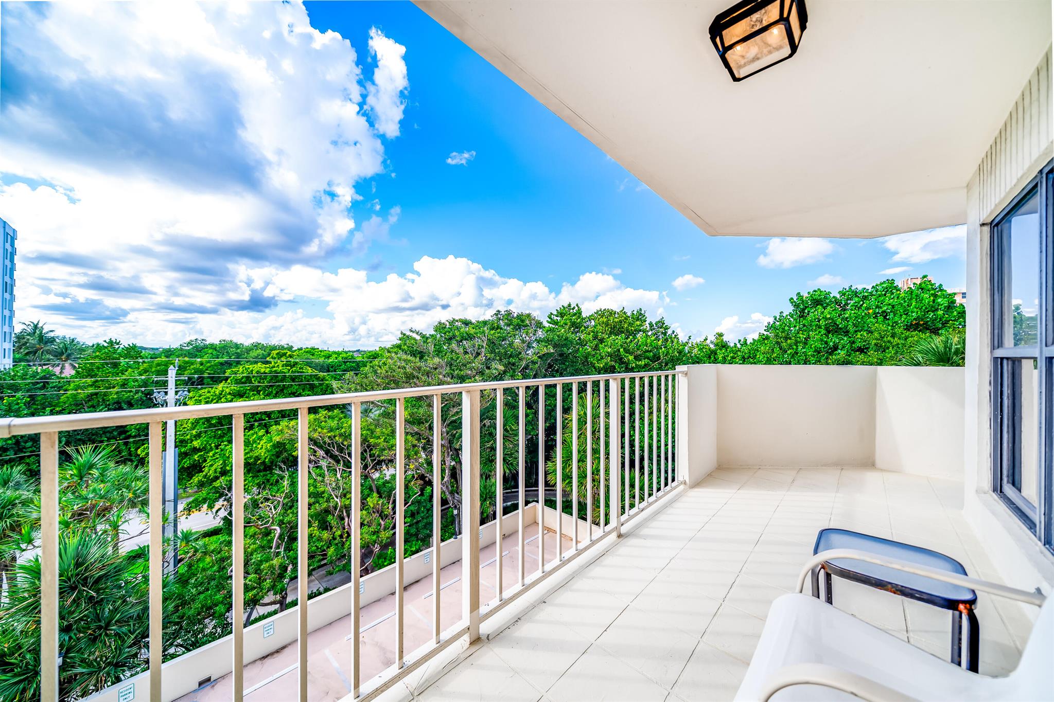 4605 S Ocean Boulevard 4c