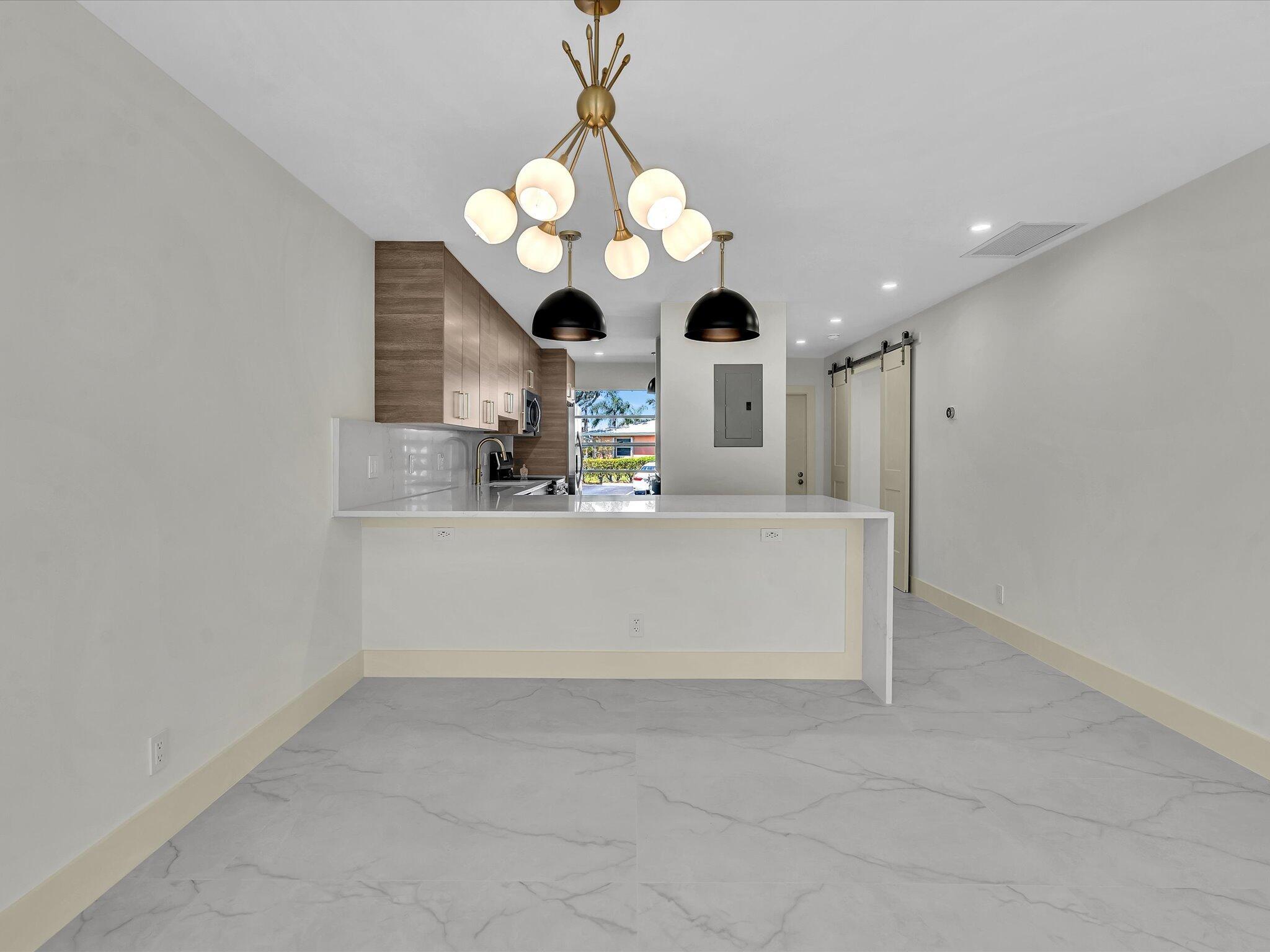 1541 NW 20th Avenue 101
