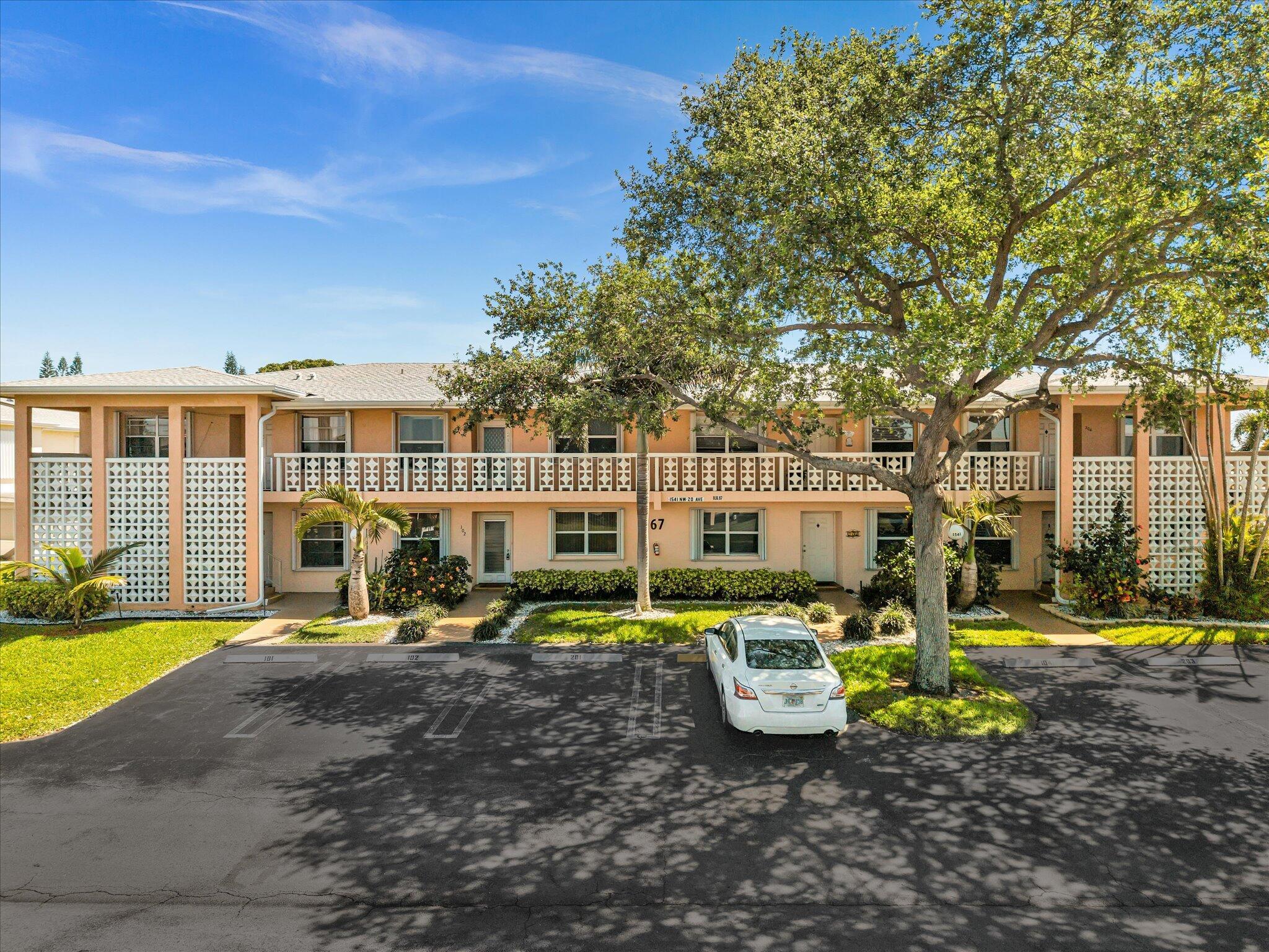 1541 NW 20th Avenue 101
