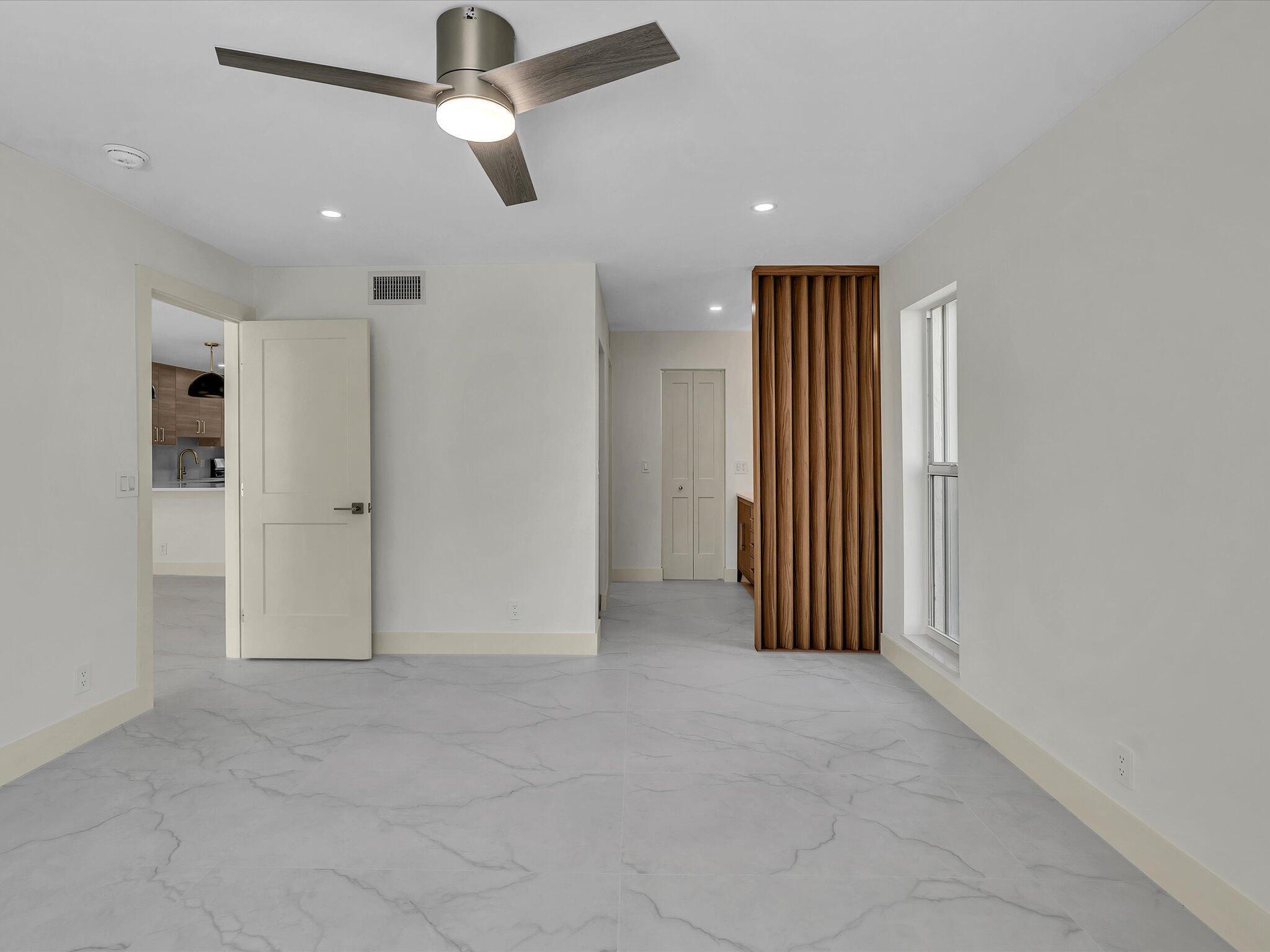 1541 NW 20th Avenue 101