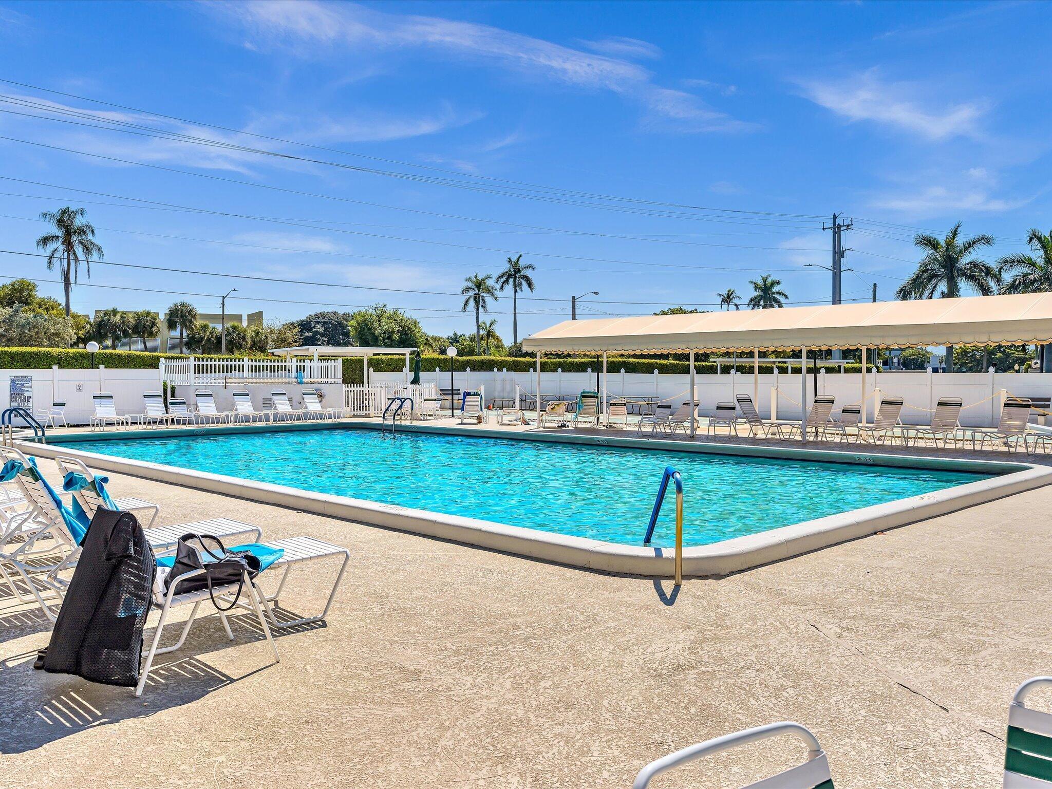 1541 NW 20th Avenue 101
