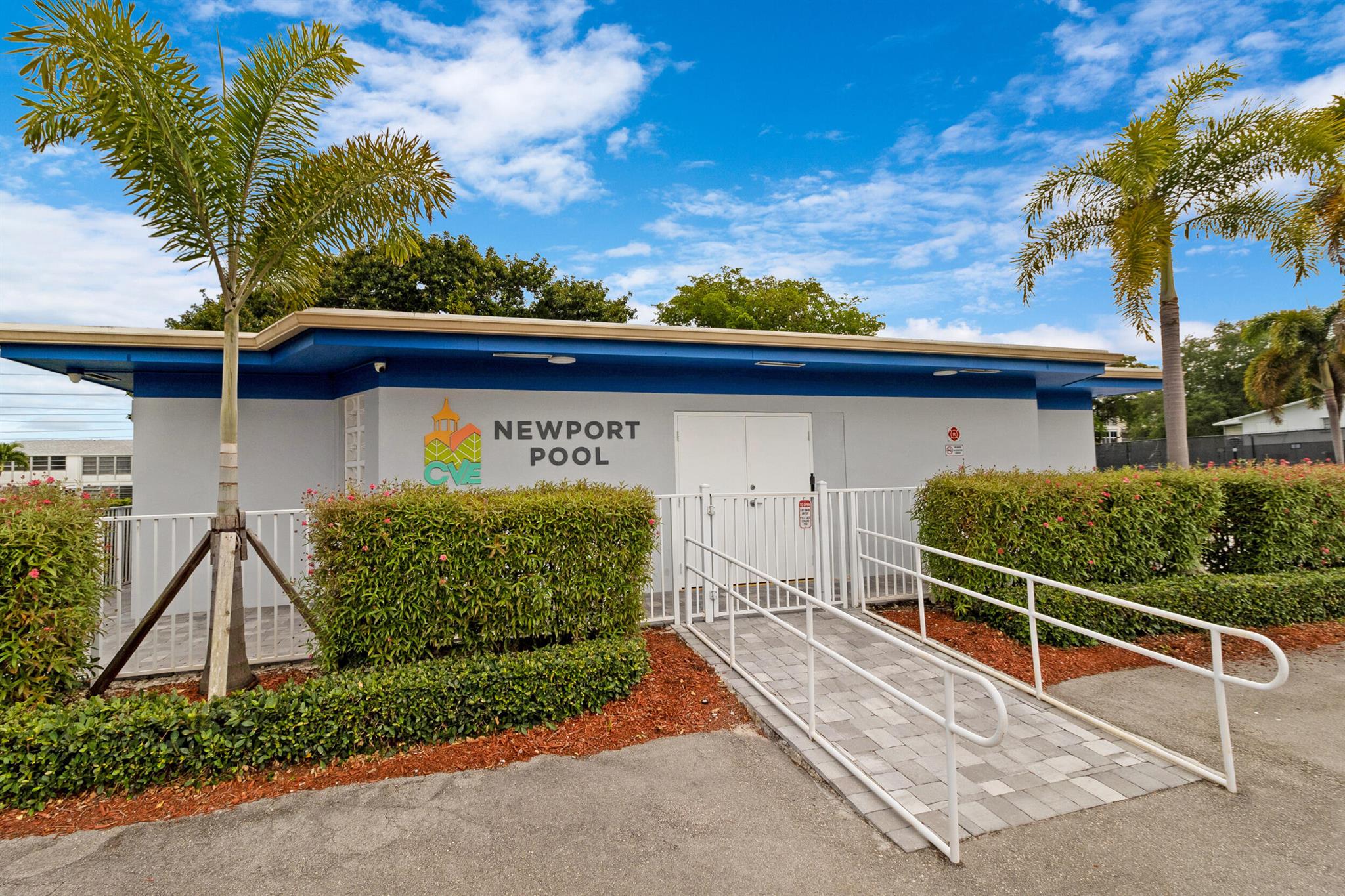 1039 Newport H