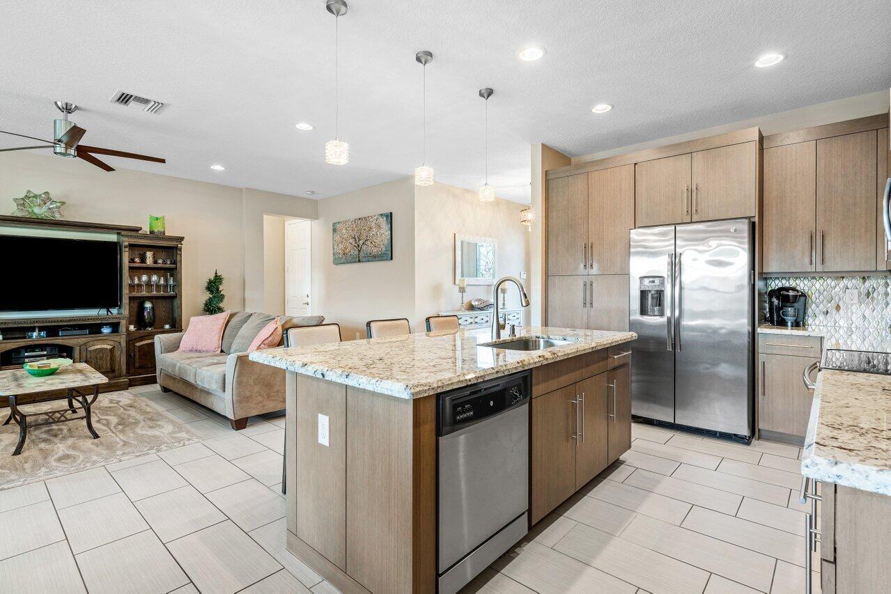 13678 Moss Agate Avenue