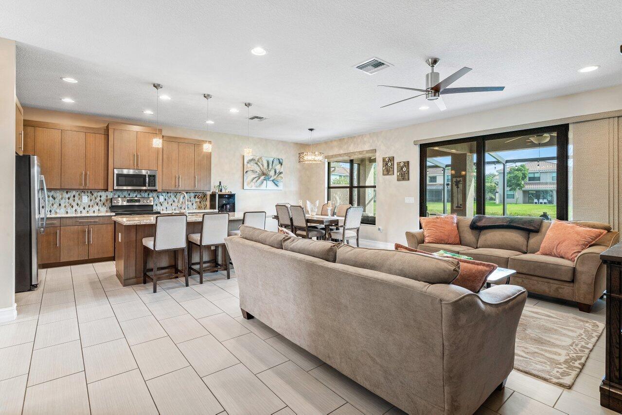 13678 Moss Agate Avenue