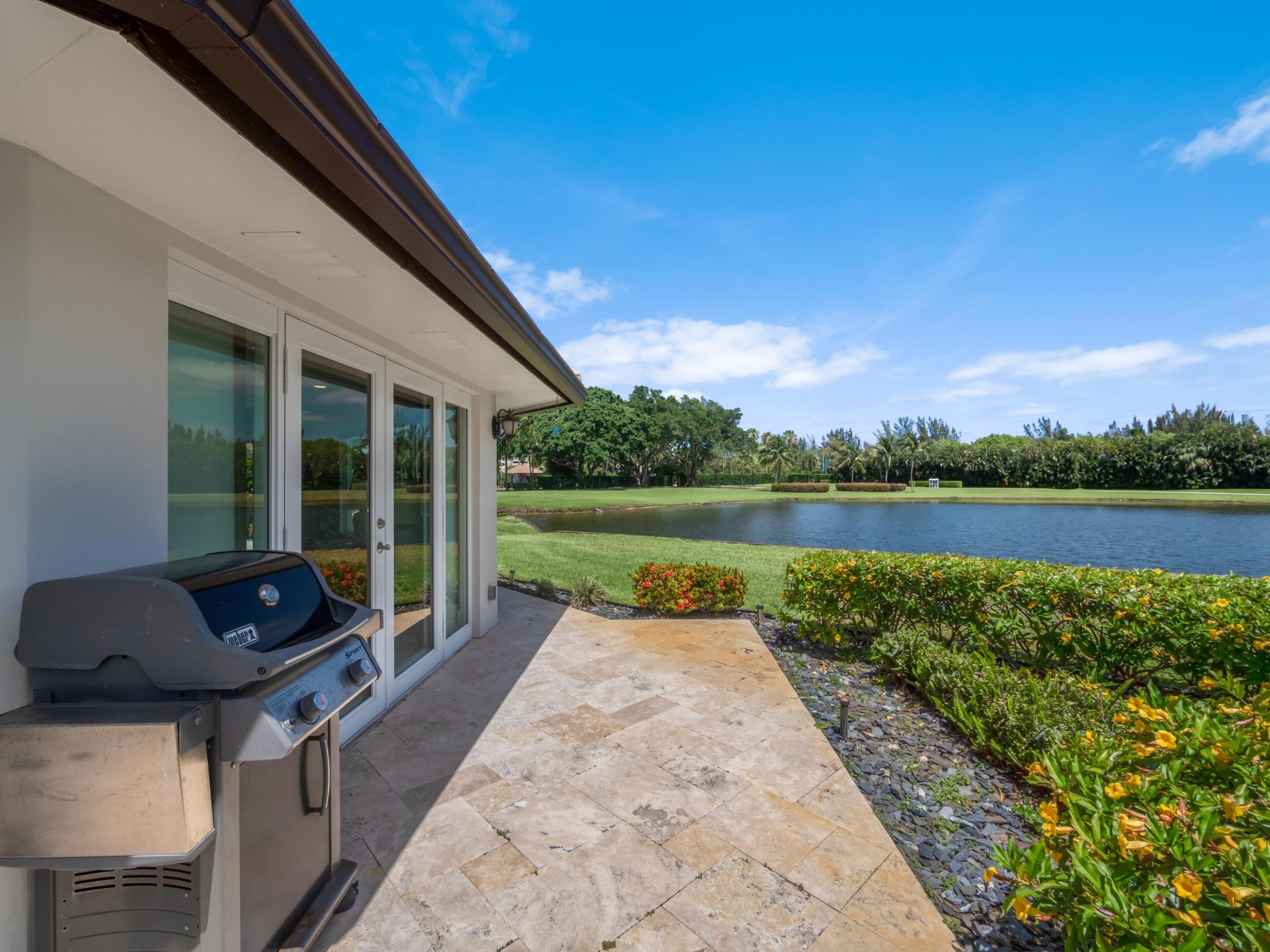 302 Cedar Key Circle