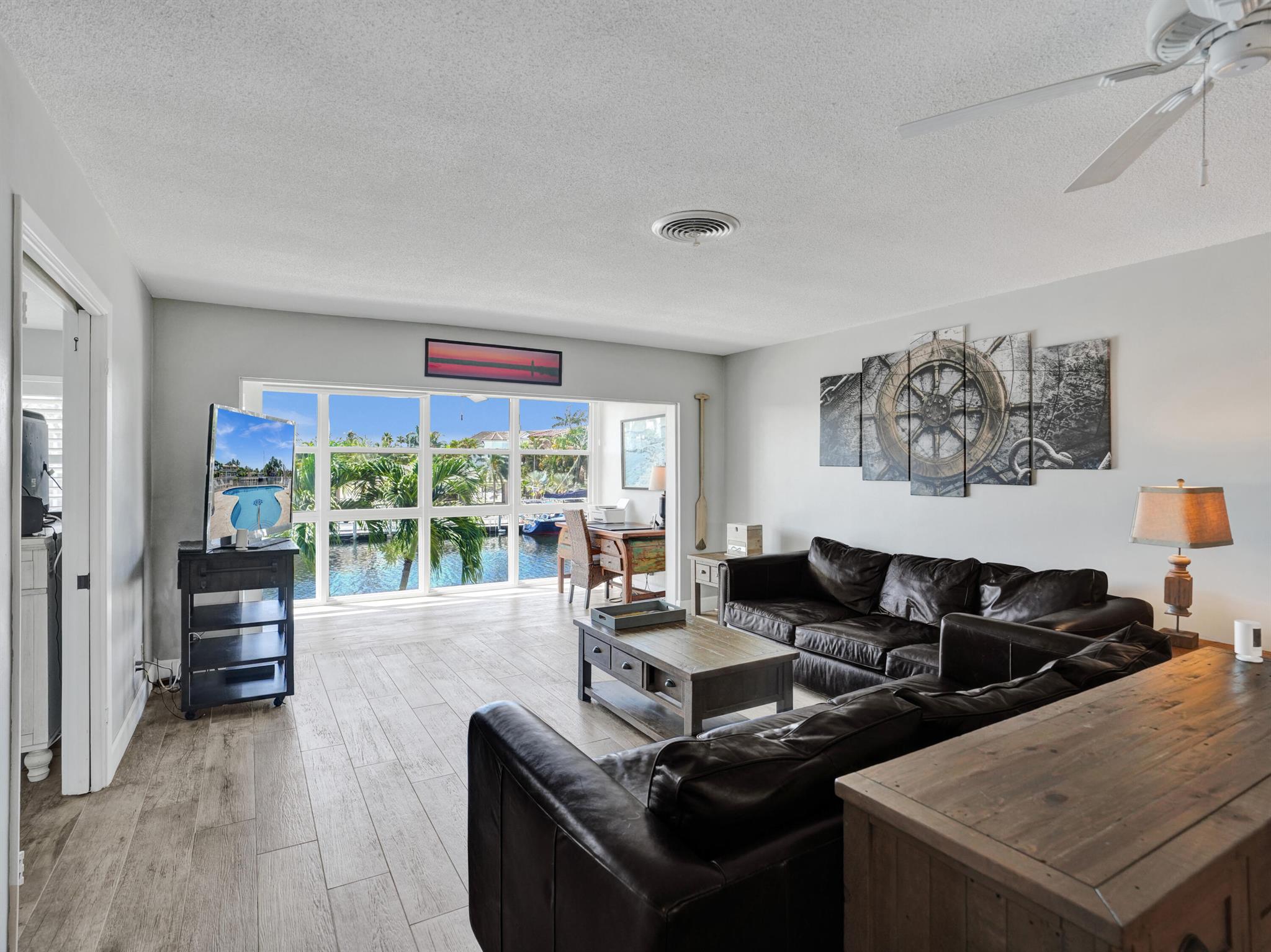 2400 NE 36th Street 11