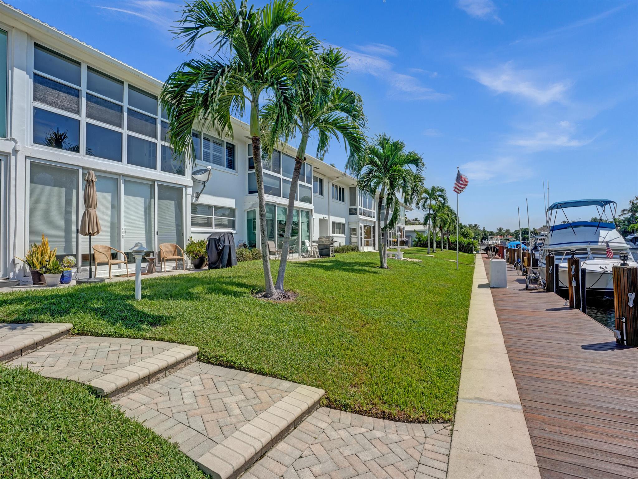 2400 NE 36th Street 11