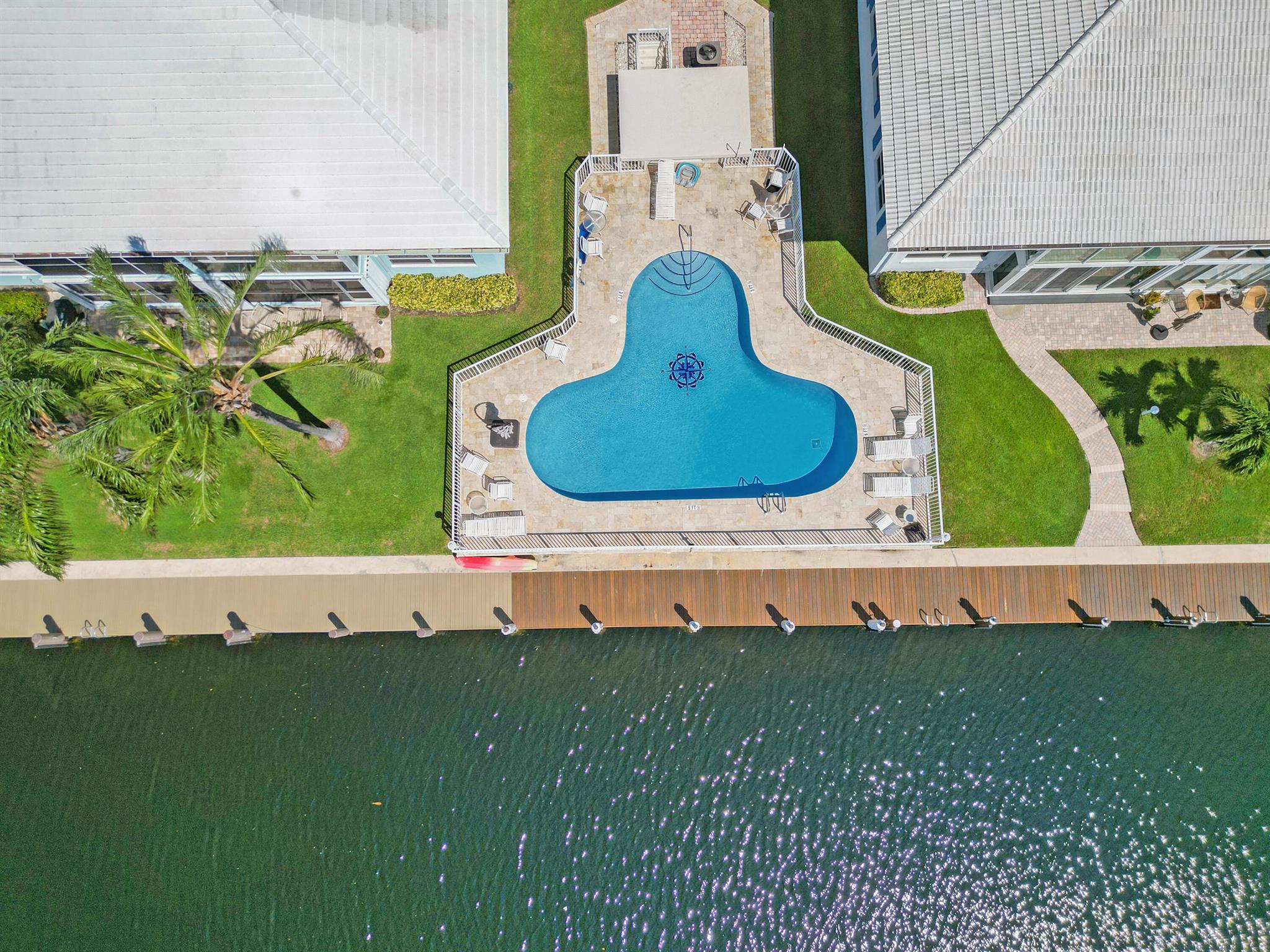 2400 NE 36th Street 11