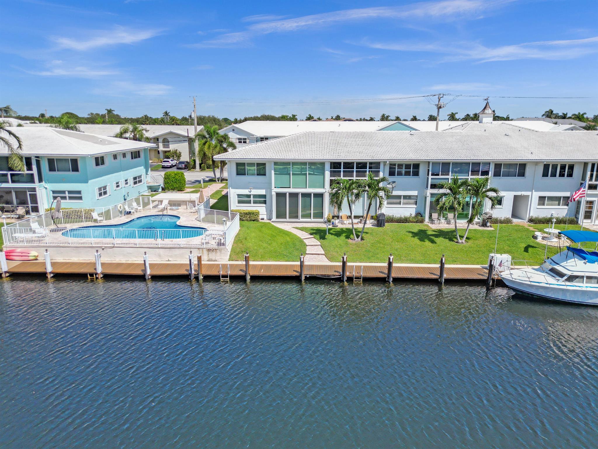 2400 NE 36th Street 11
