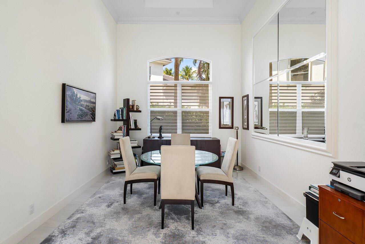 4120 NW Briarcliff Circle