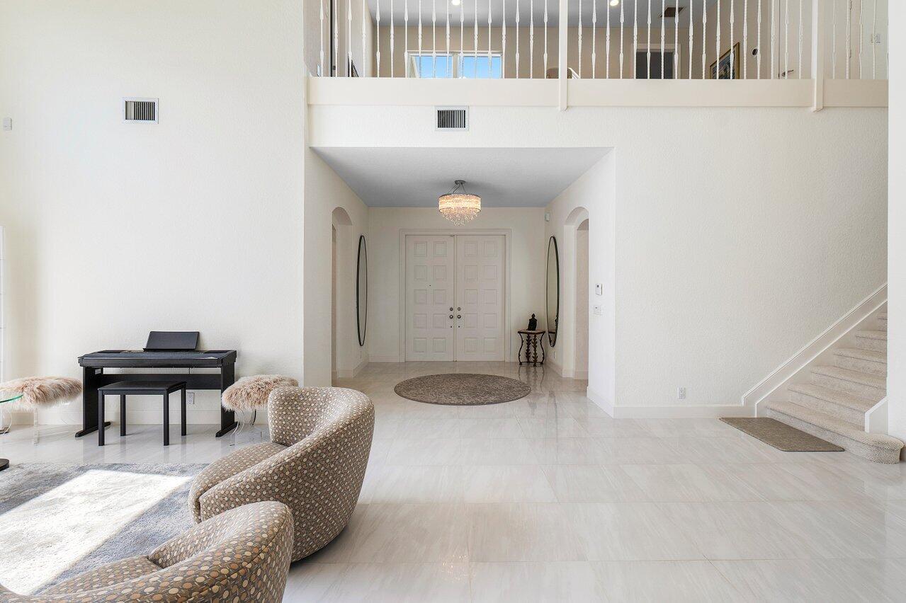 4120 NW Briarcliff Circle