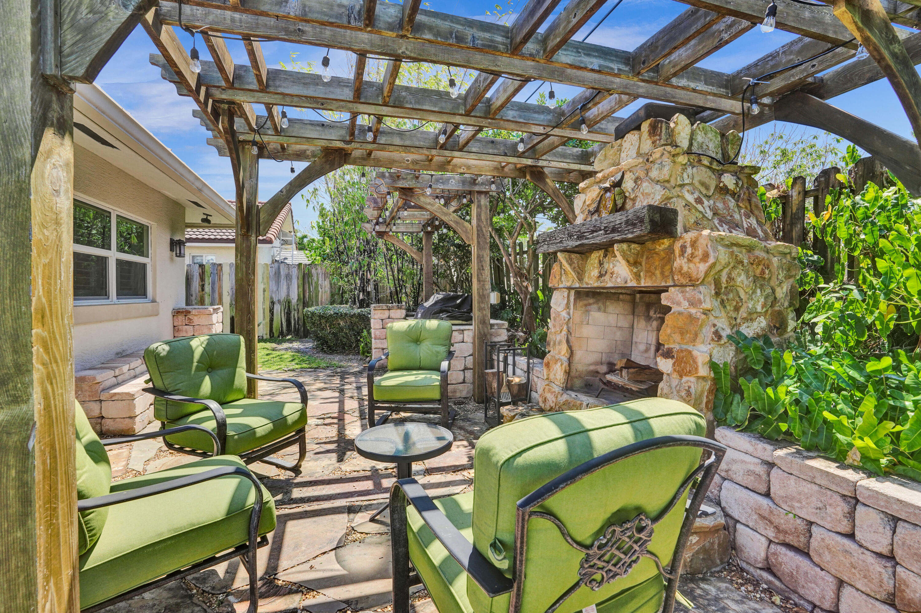 445 SE 17th Terrace, Deerfield Beach