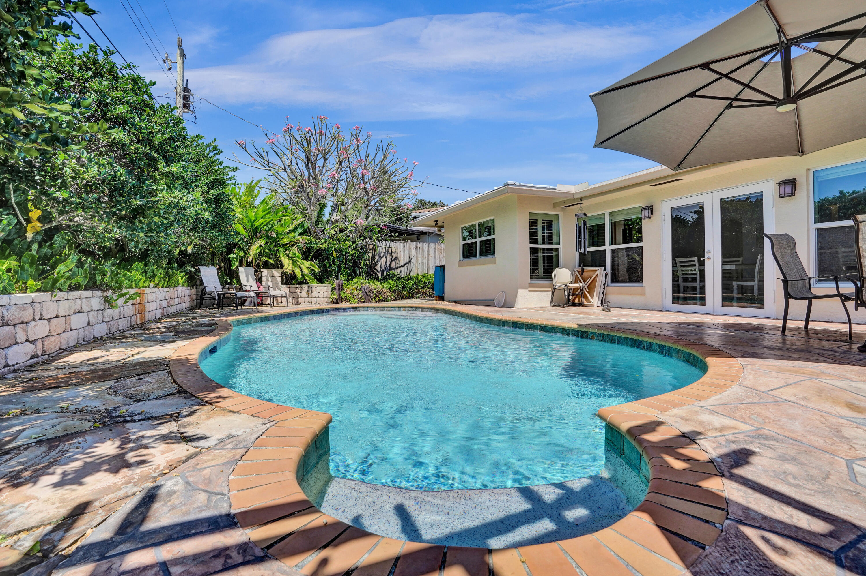 445 SE 17th Terrace, Deerfield Beach