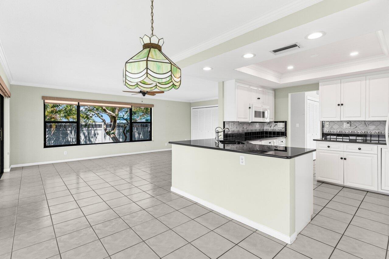1102 1w Drive 1w