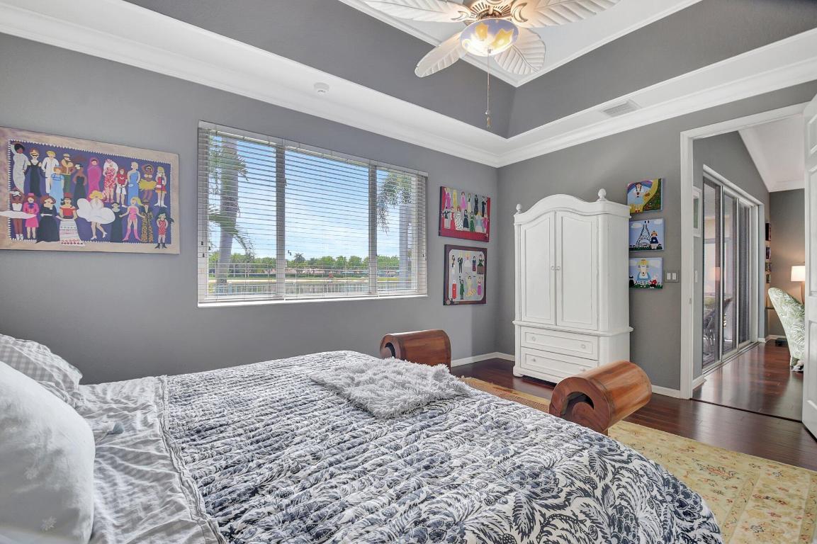 9312 Sapphire Cove Drive