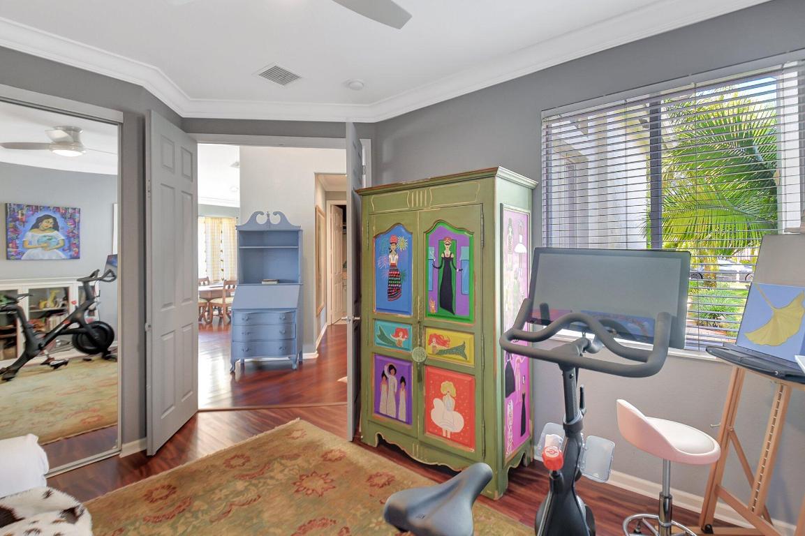 9312 Sapphire Cove Drive