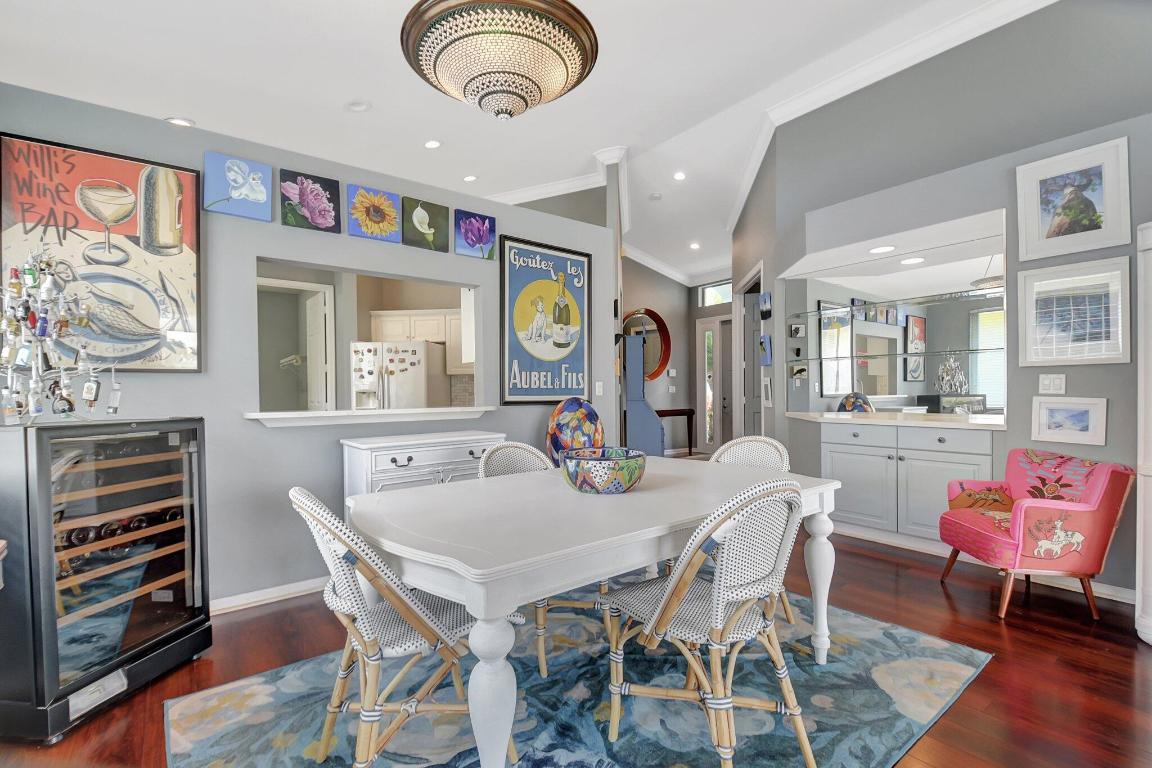 9312 Sapphire Cove Drive