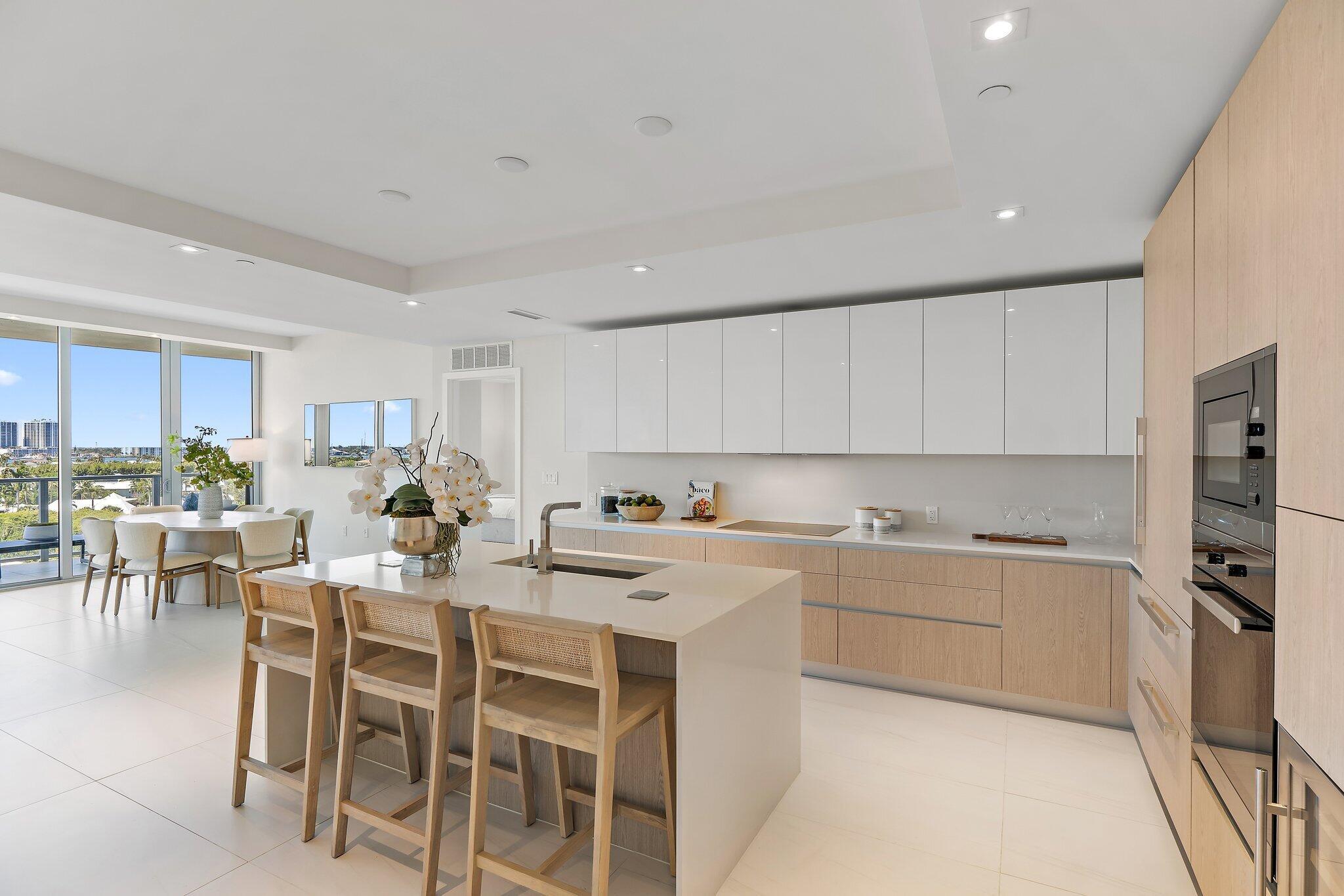 3100 N Ocean Drive P-701