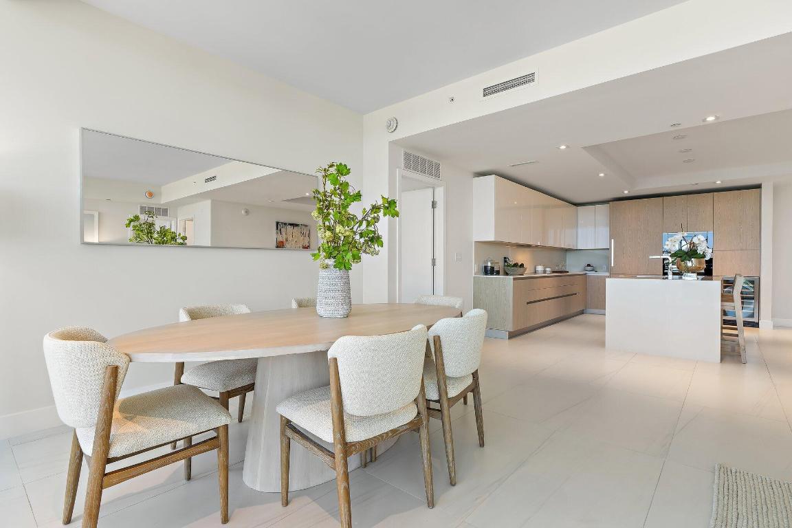 3100 N Ocean Drive P-701