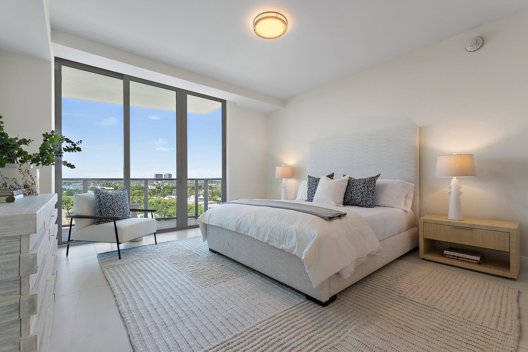 3100 N Ocean Drive P-701