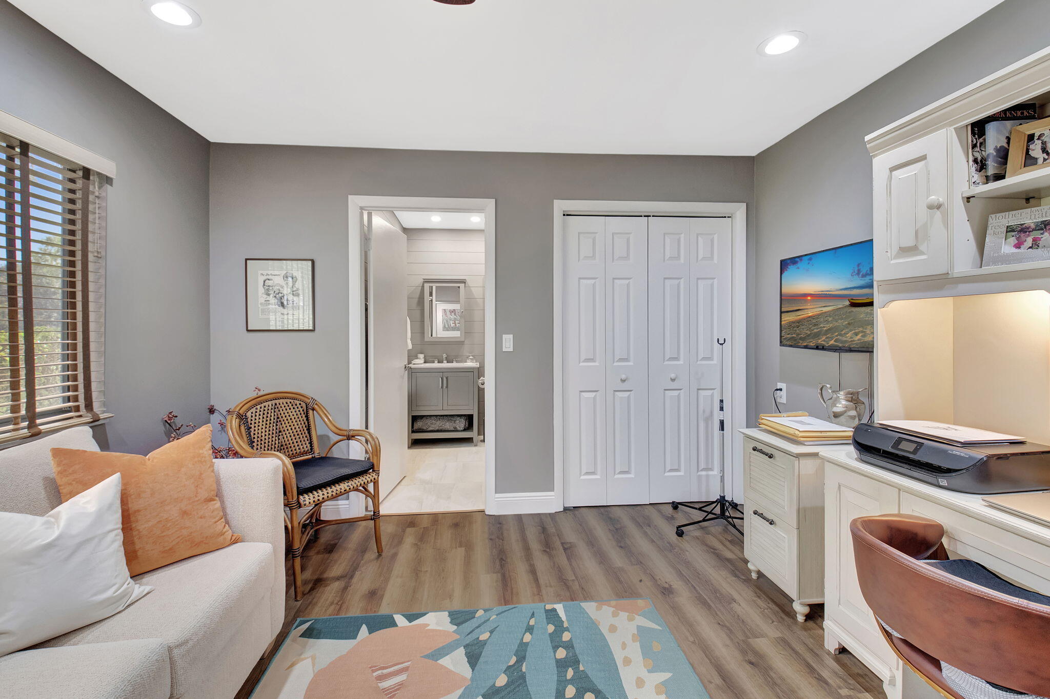 27 Eastgate Drive C