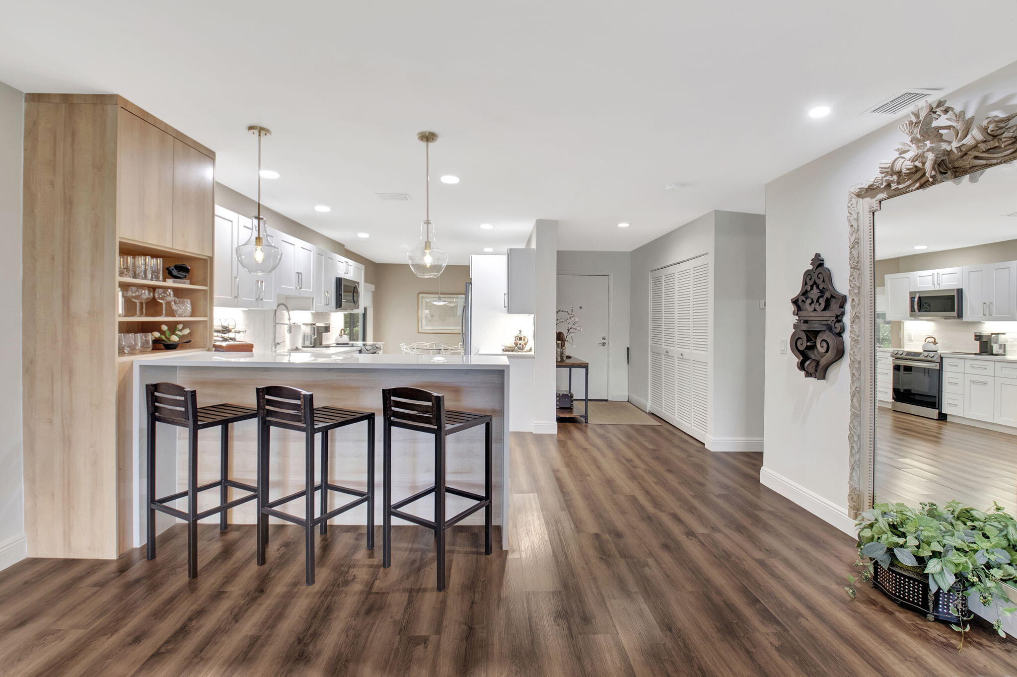 27 Eastgate Drive C