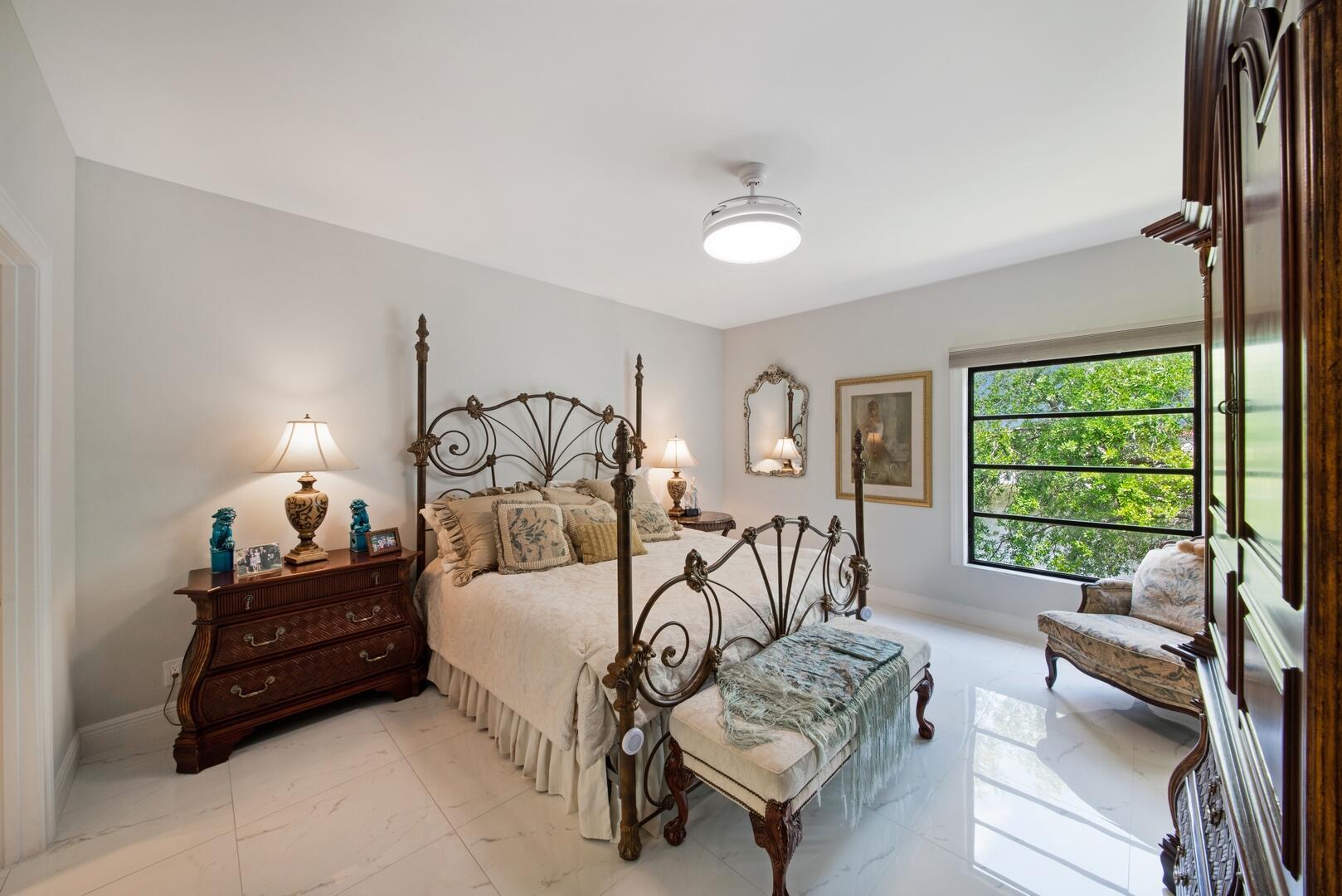 6241 Pointe Regal Circle 403