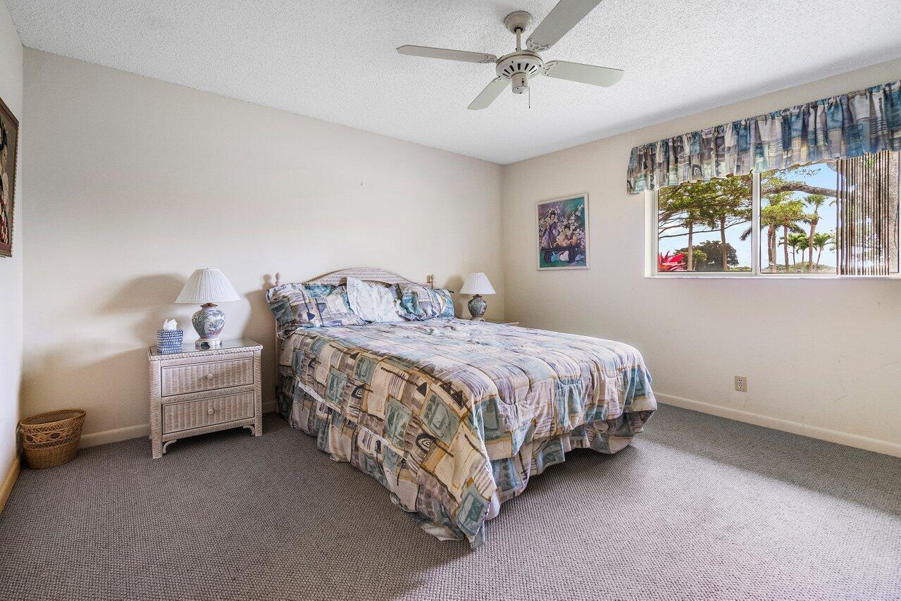 6935 Fountains Circle 6935