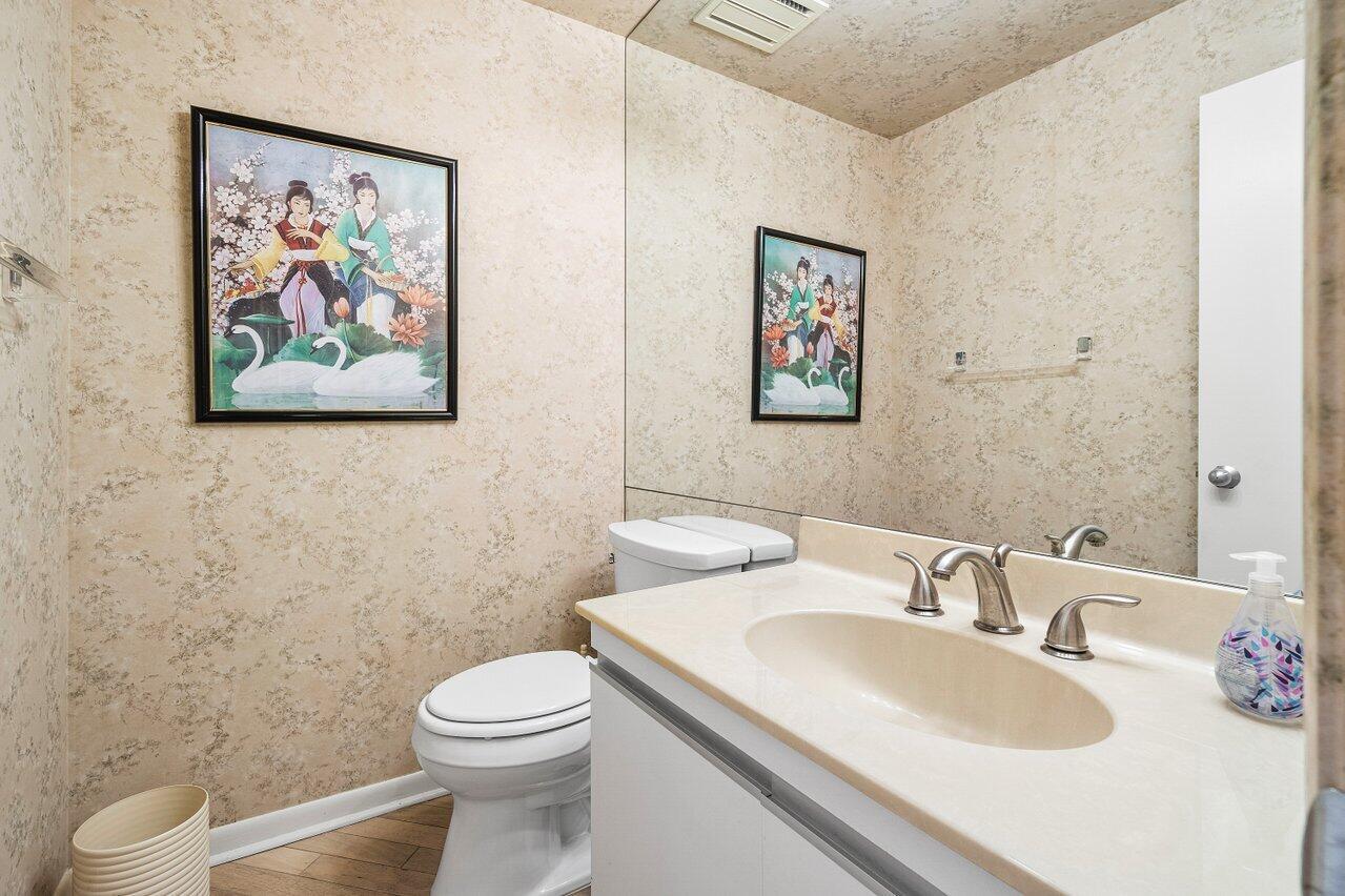 6935 Fountains Circle 6935