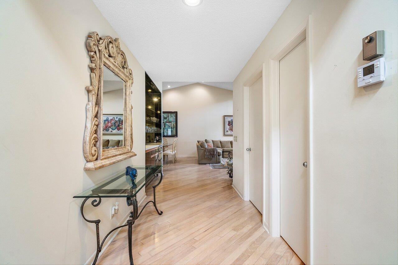 6935 Fountains Circle 6935