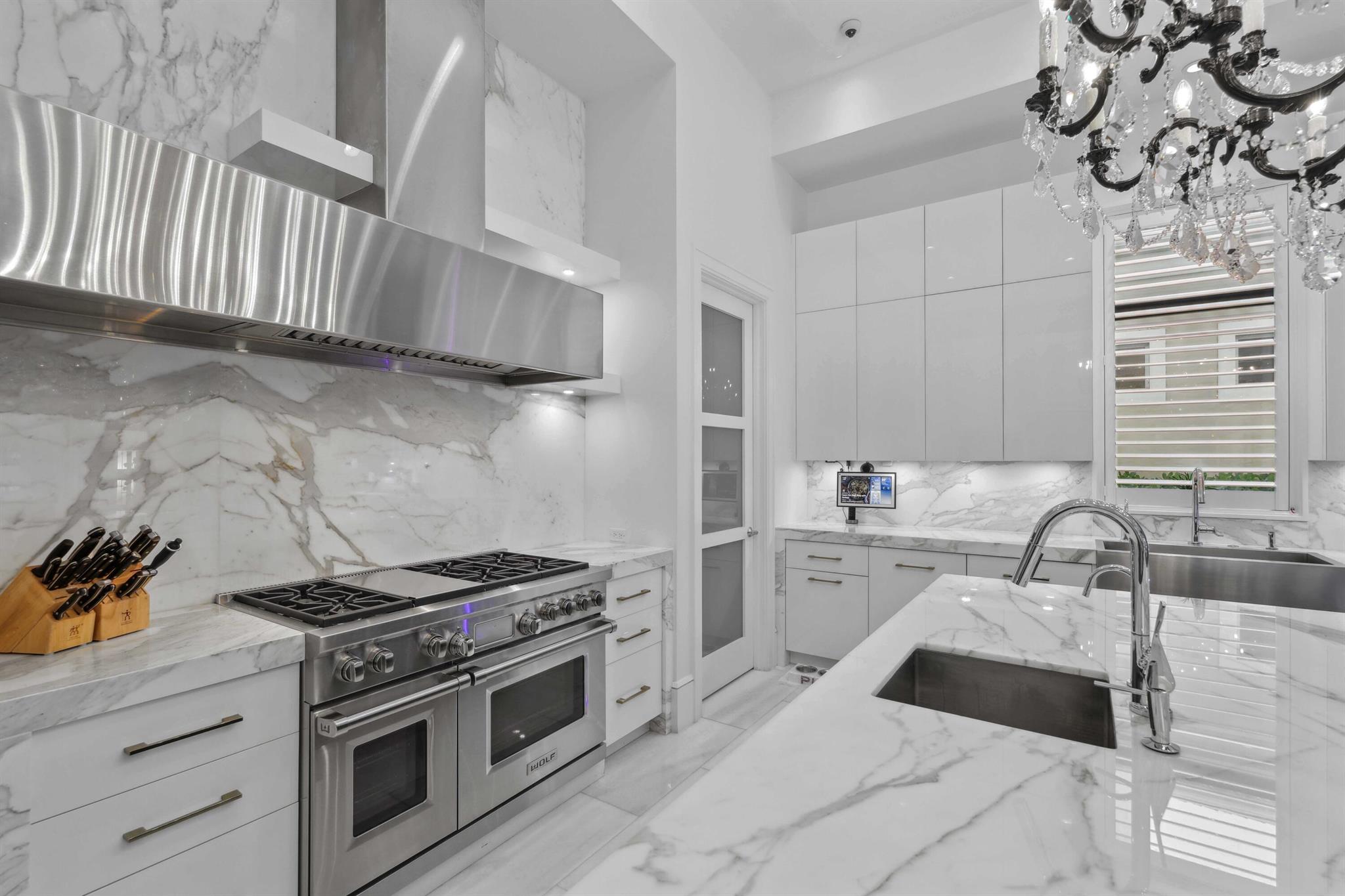 8388 Del Prado Drive