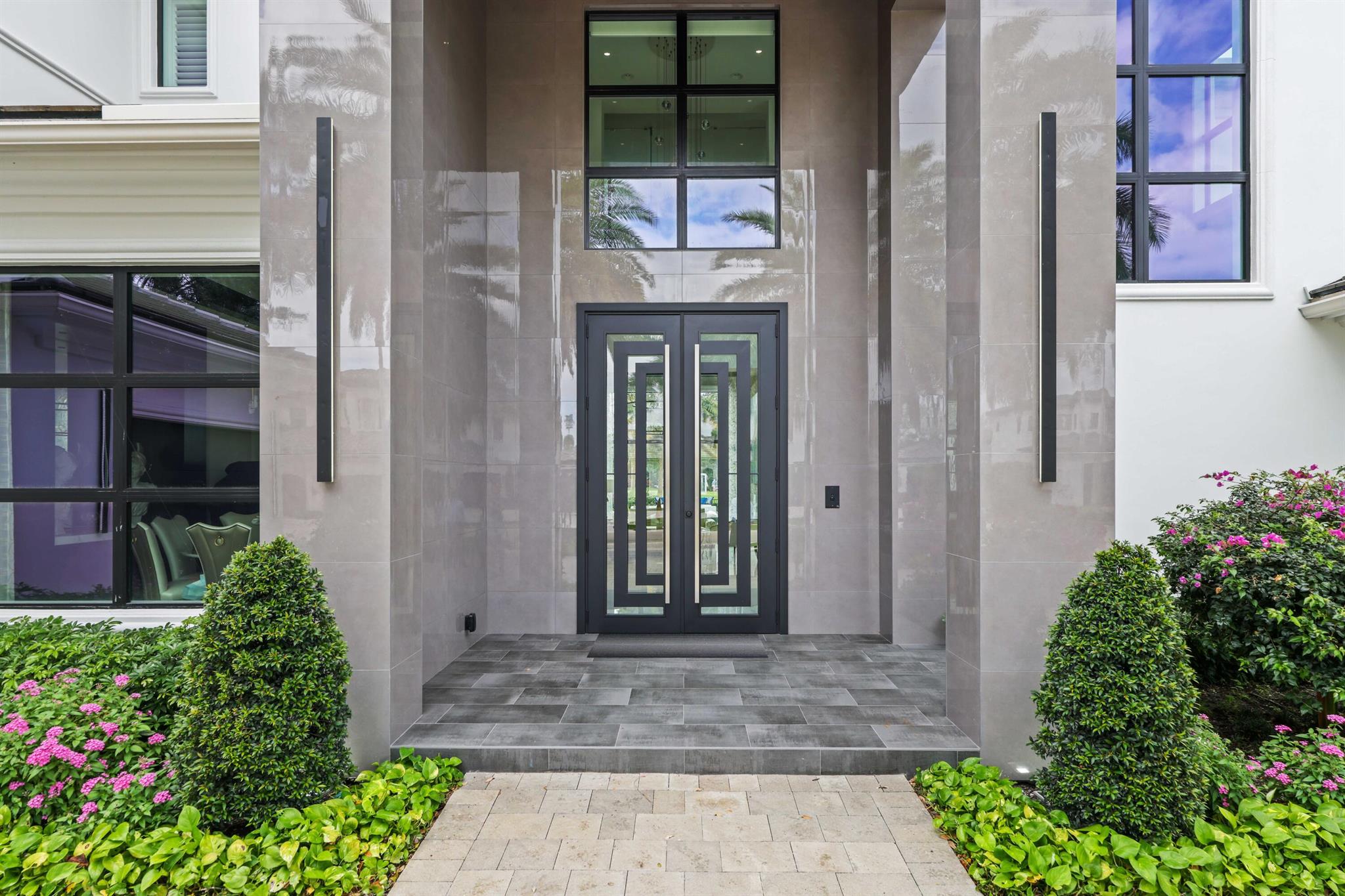 8388 Del Prado Drive