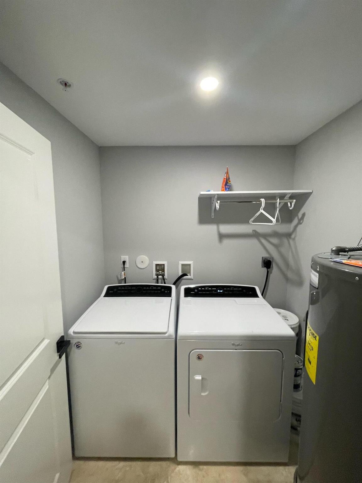 225 NE 1st Street 203