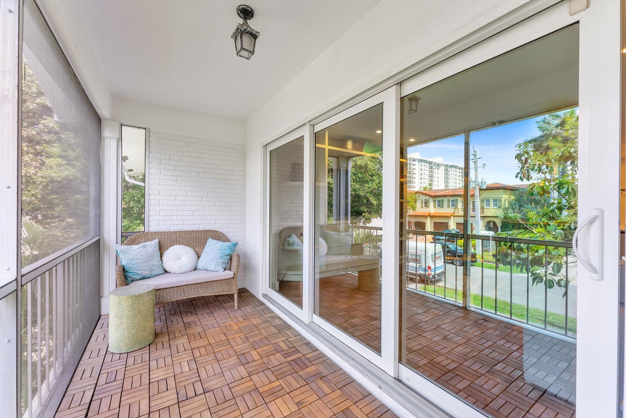 301 Venetian Drive 13