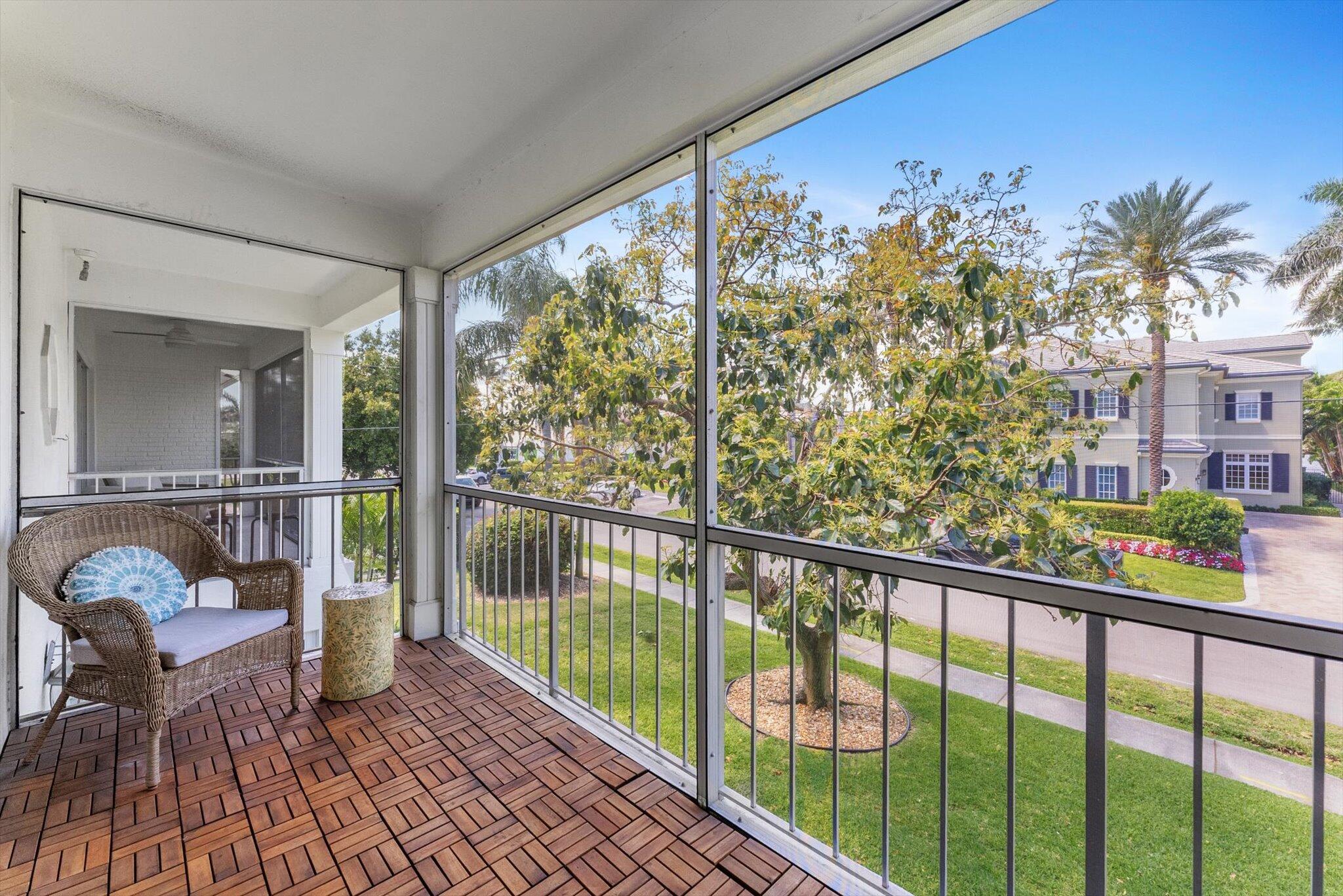 301 Venetian Drive 13