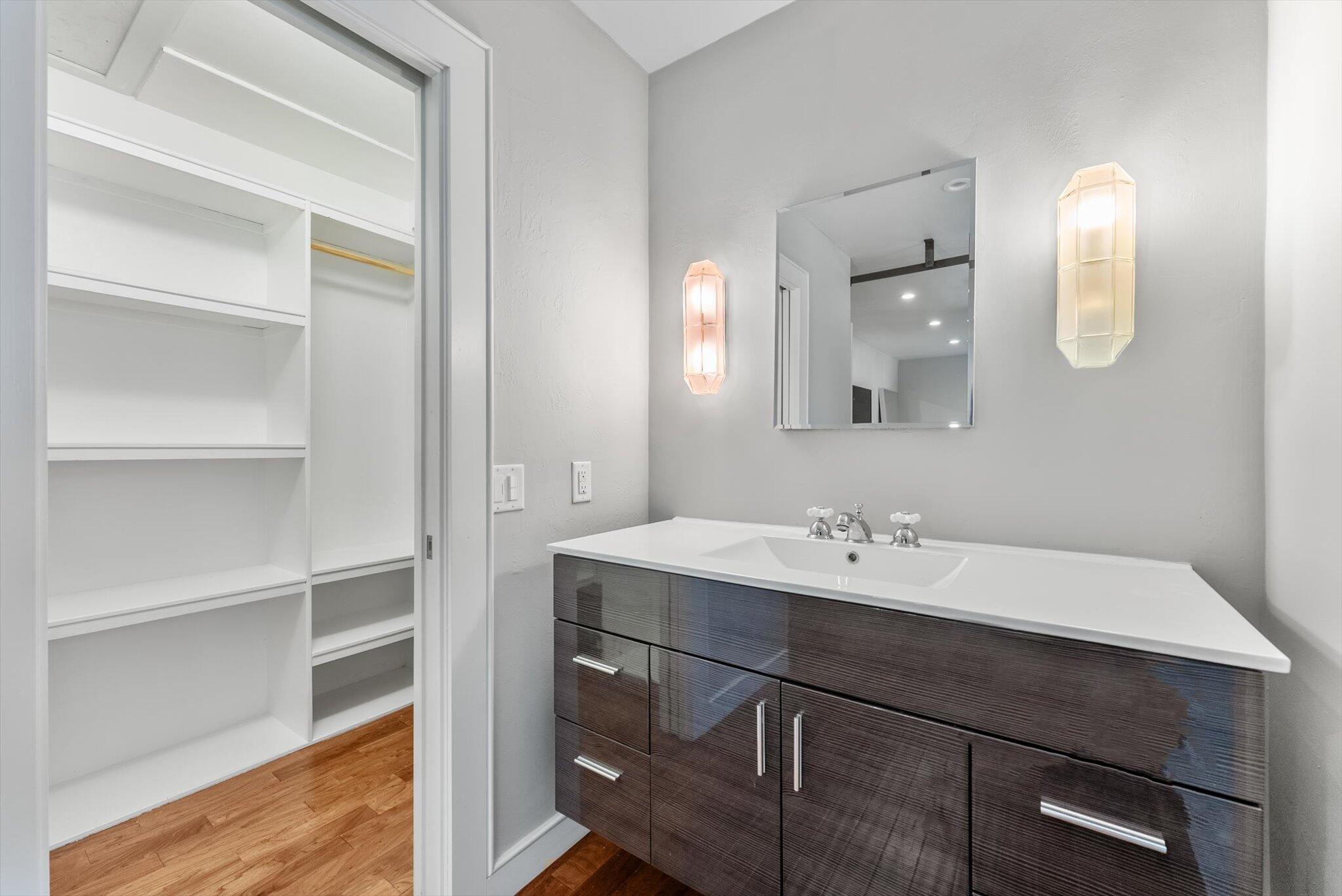 301 Venetian Drive 13