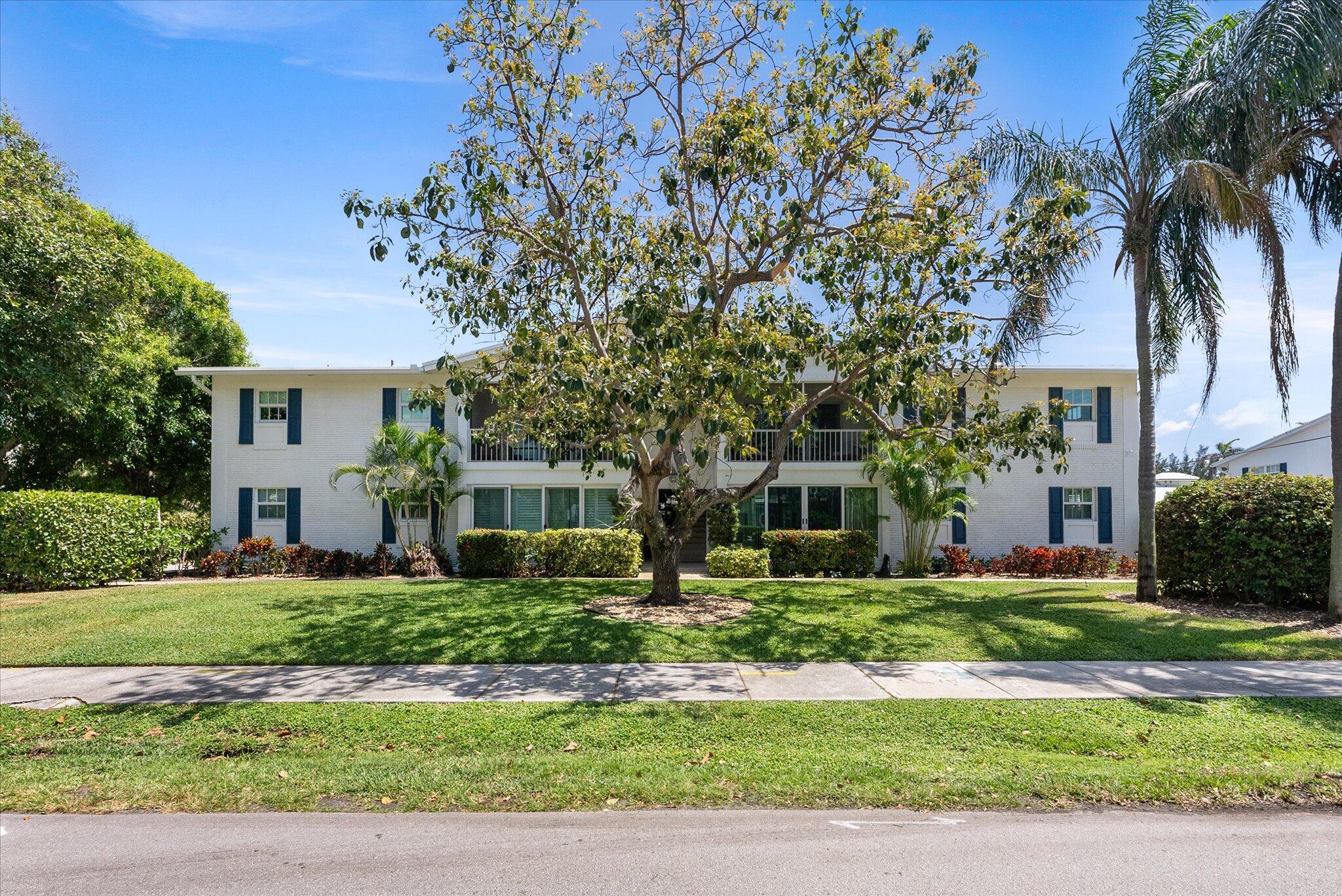 301 Venetian Drive 13
