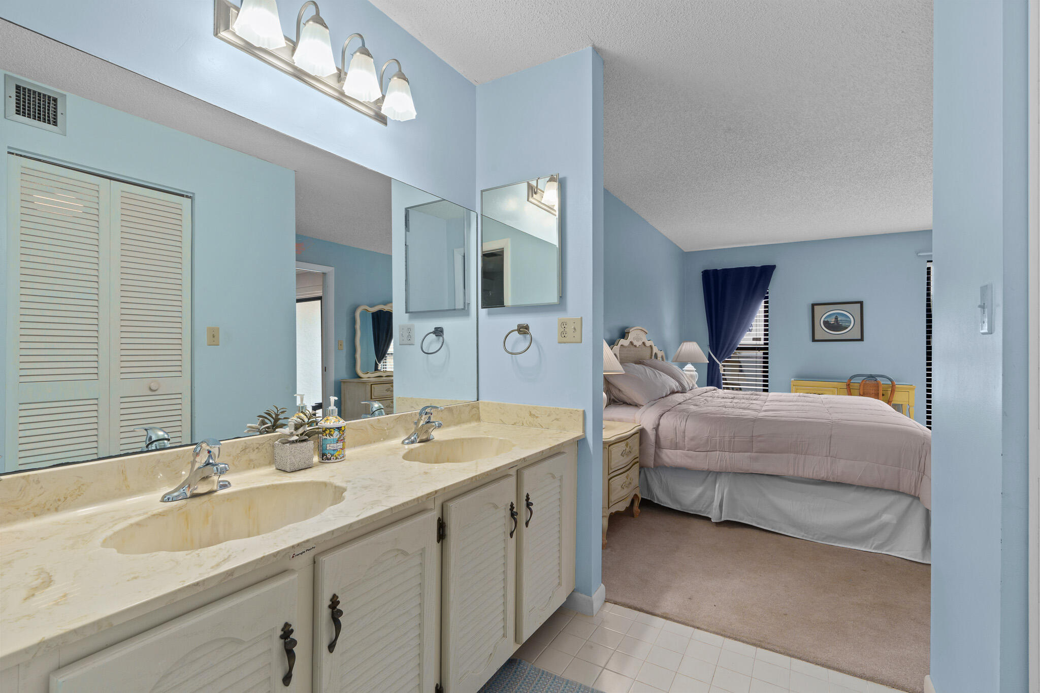 445 SE 21st Avenue 305