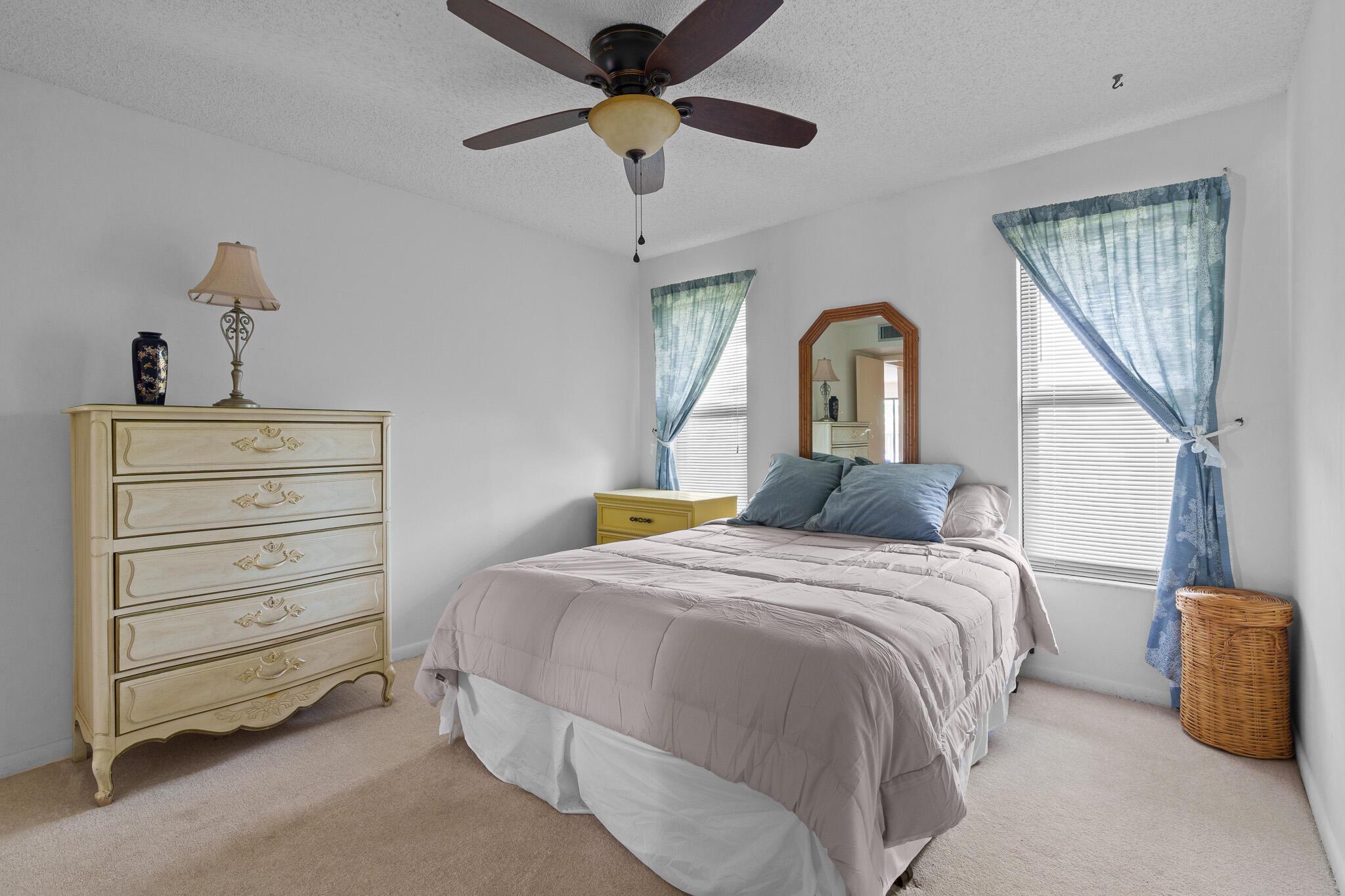 445 SE 21st Avenue 305