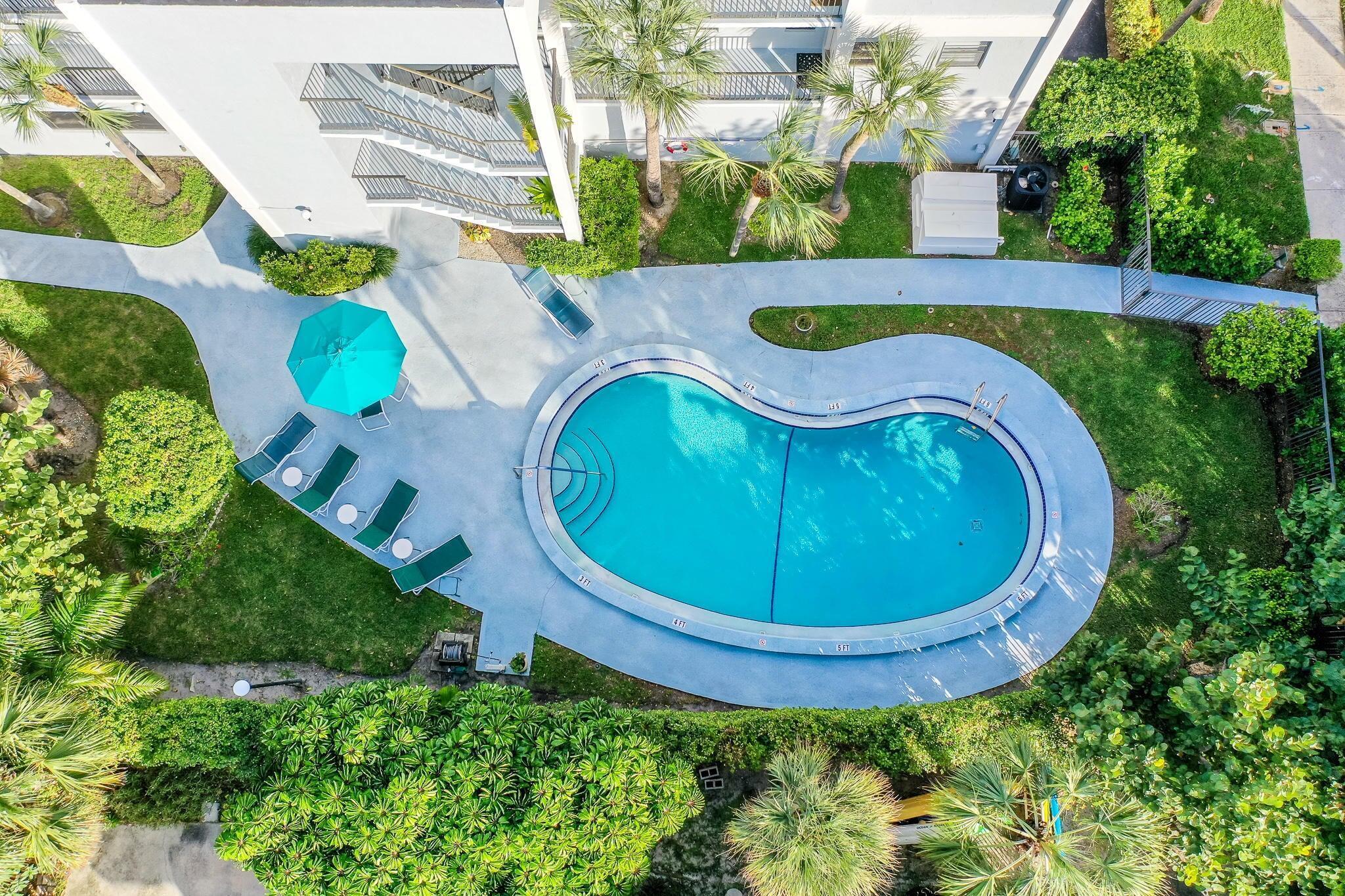 445 SE 21st Avenue 305