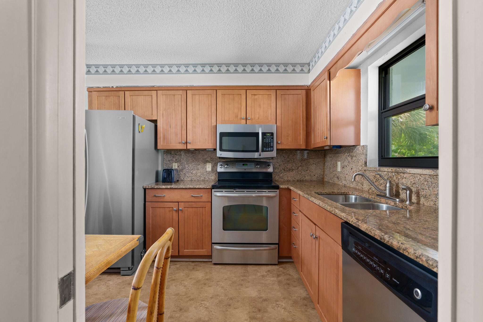 445 SE 21st Avenue 305