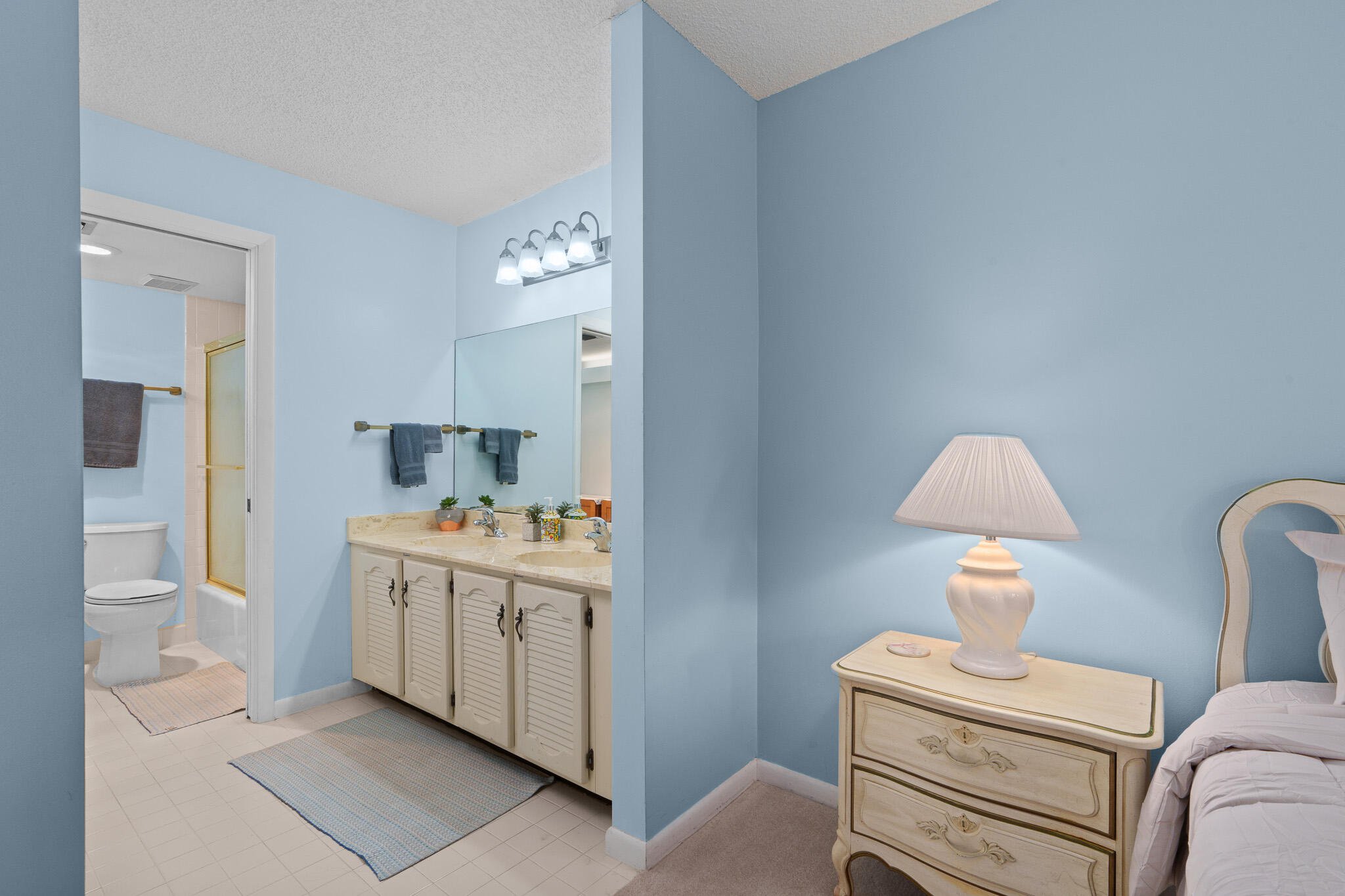 445 SE 21st Avenue 305