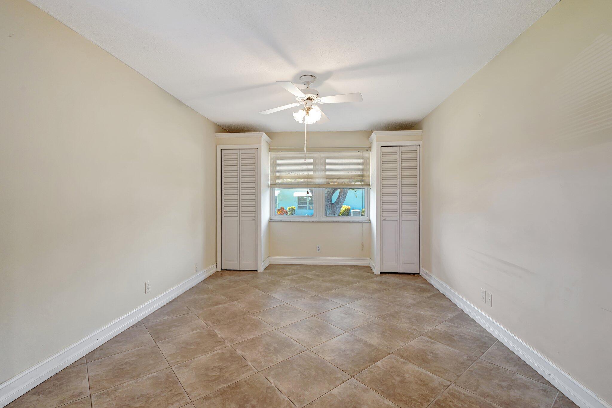 652 High Point Boulevard N D