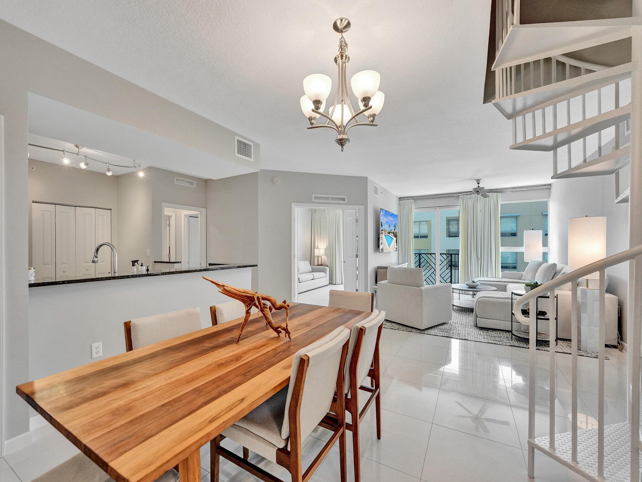 225 NE 1st Street 412