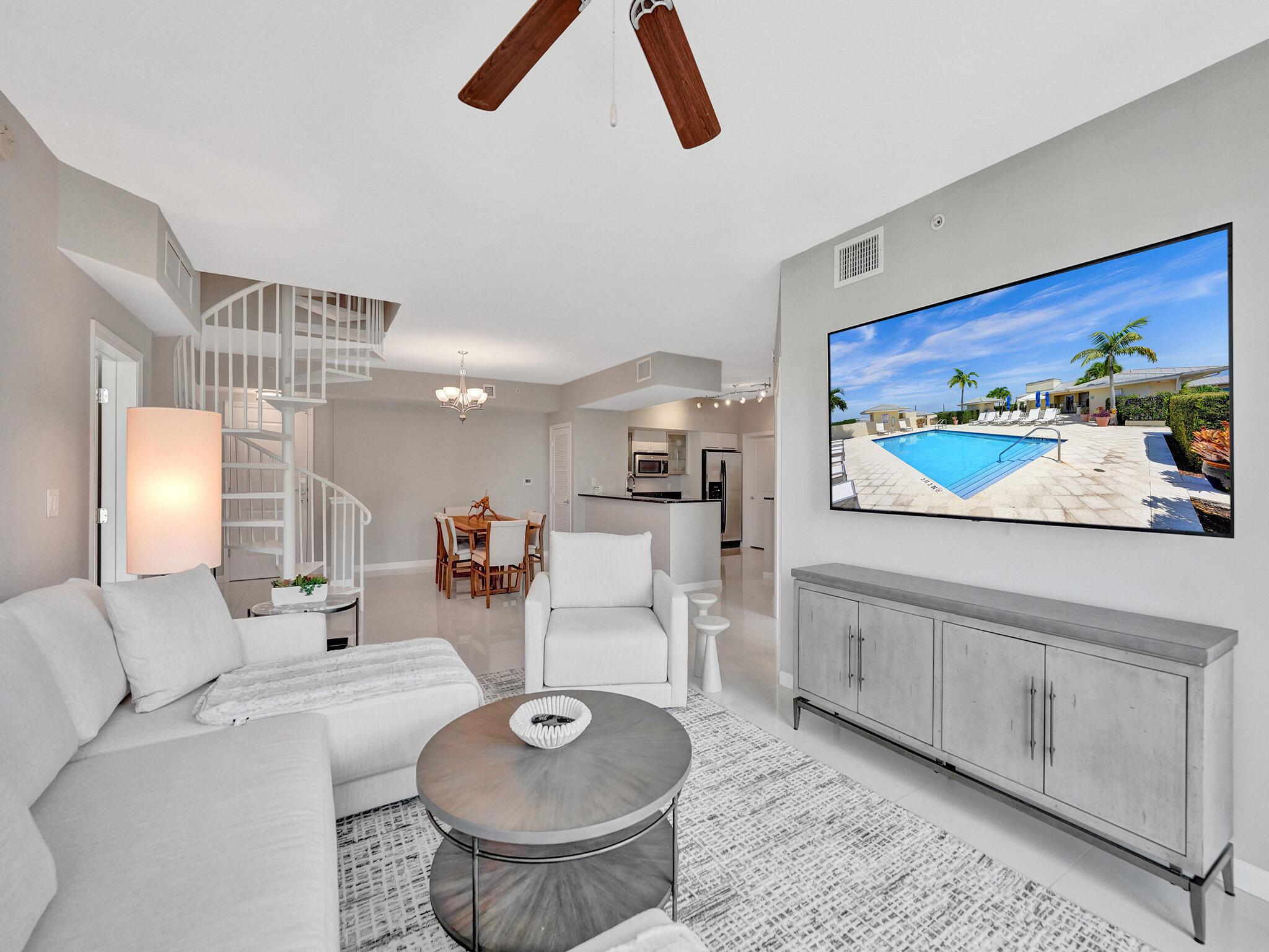 225 NE 1st Street 412