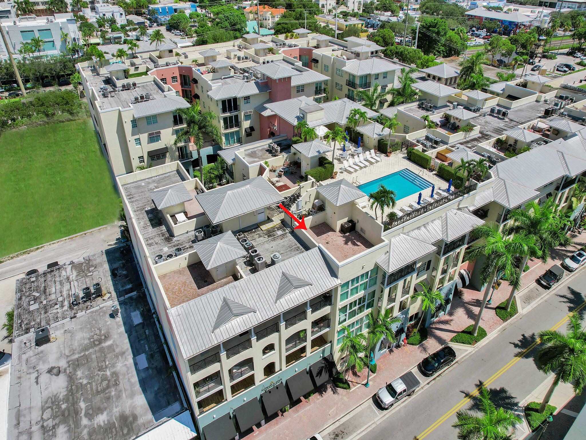 225 NE 1st Street 412