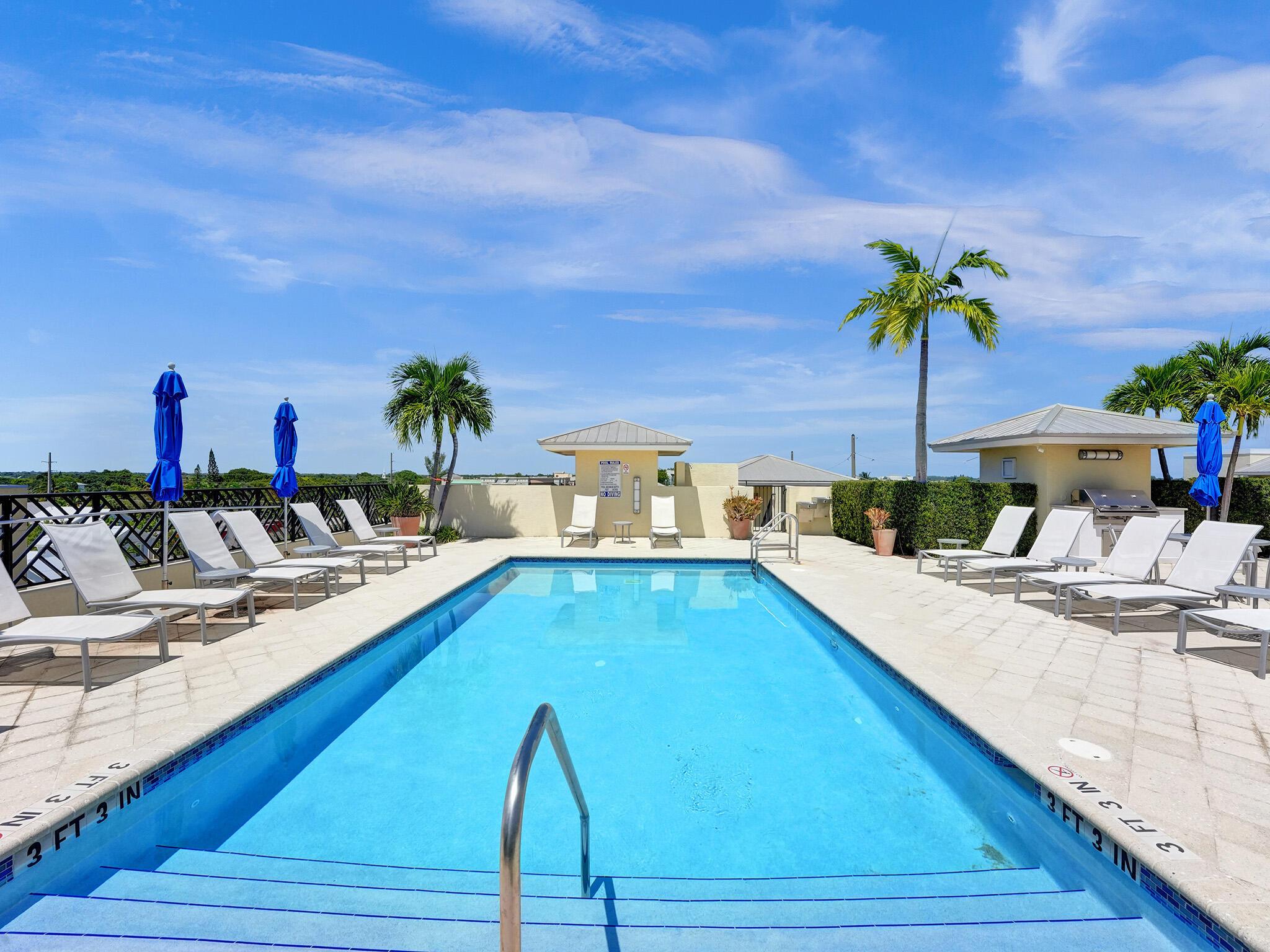 225 NE 1st Street 412