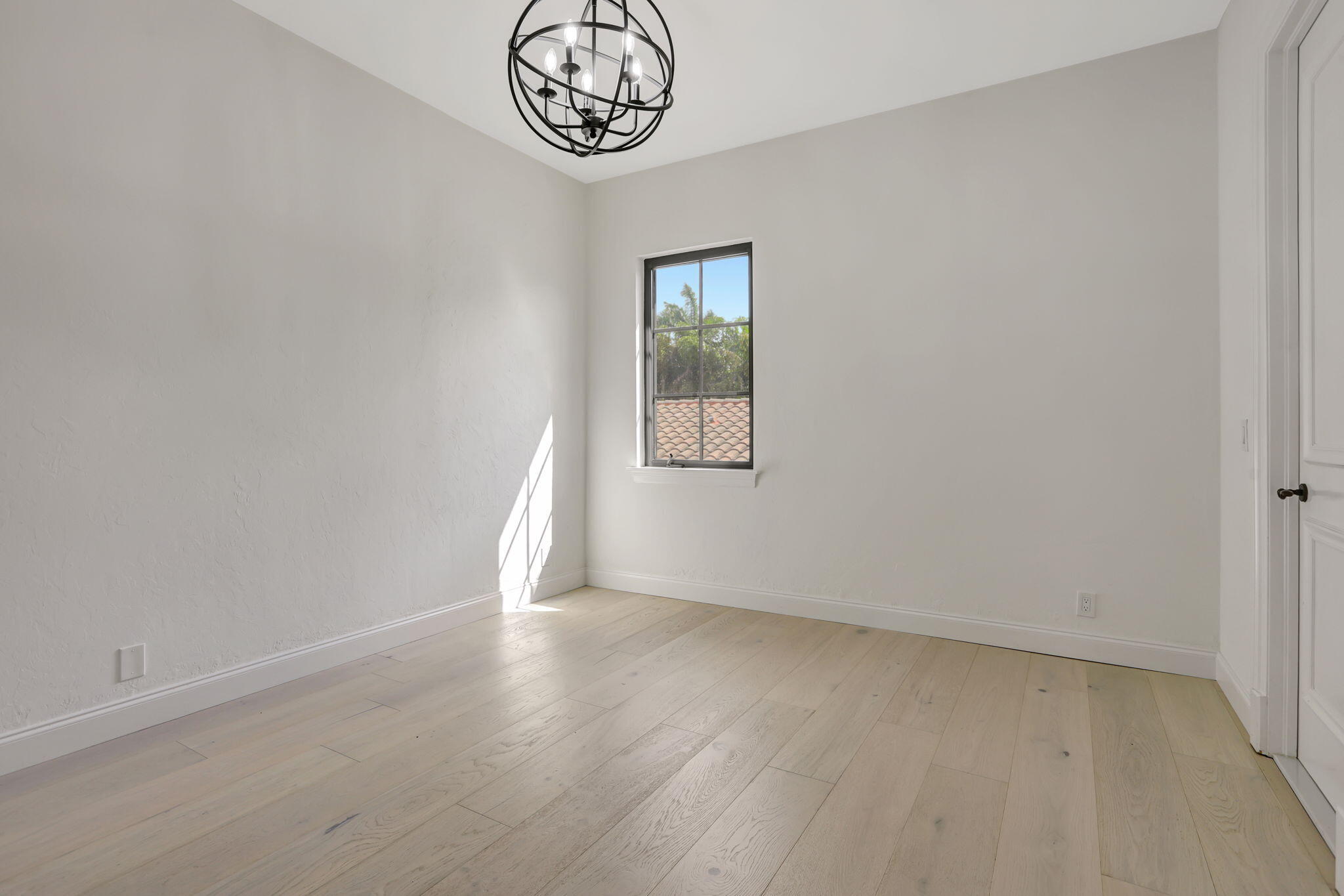 9387 Satinleaf Place, Parkland